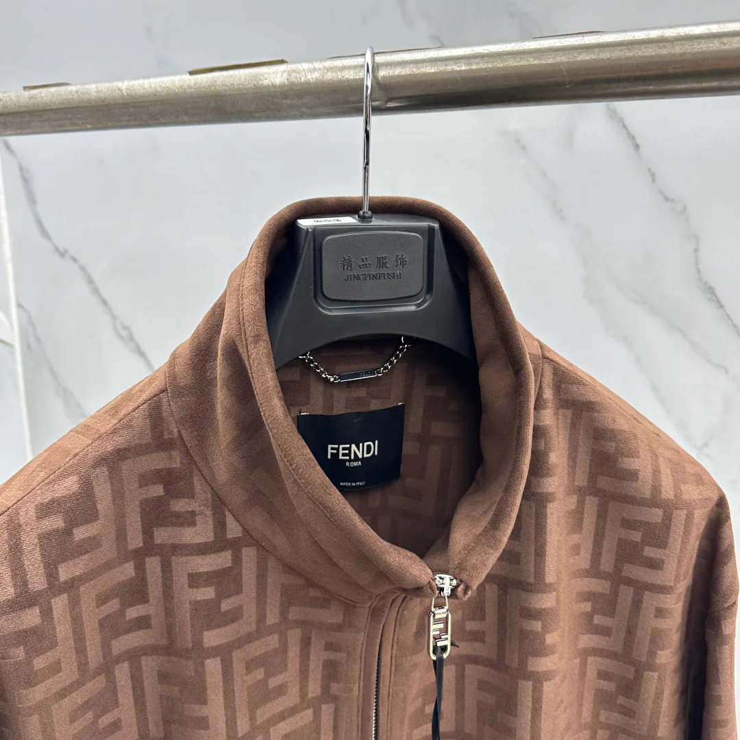 Куртки И Пуховики Мужские Fendi 18246853
