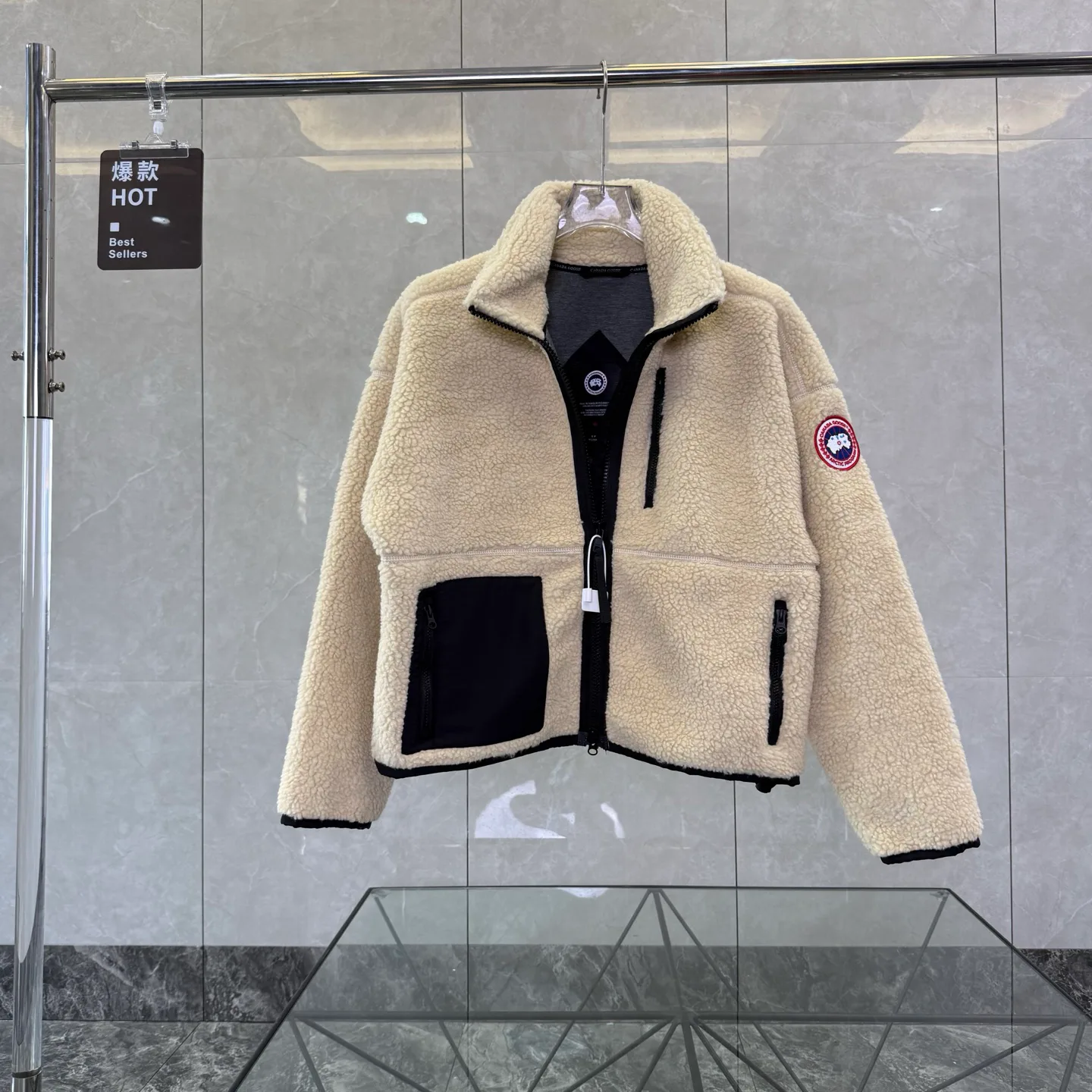 Куртки И Пуховики Женские Canada Goose 18722936