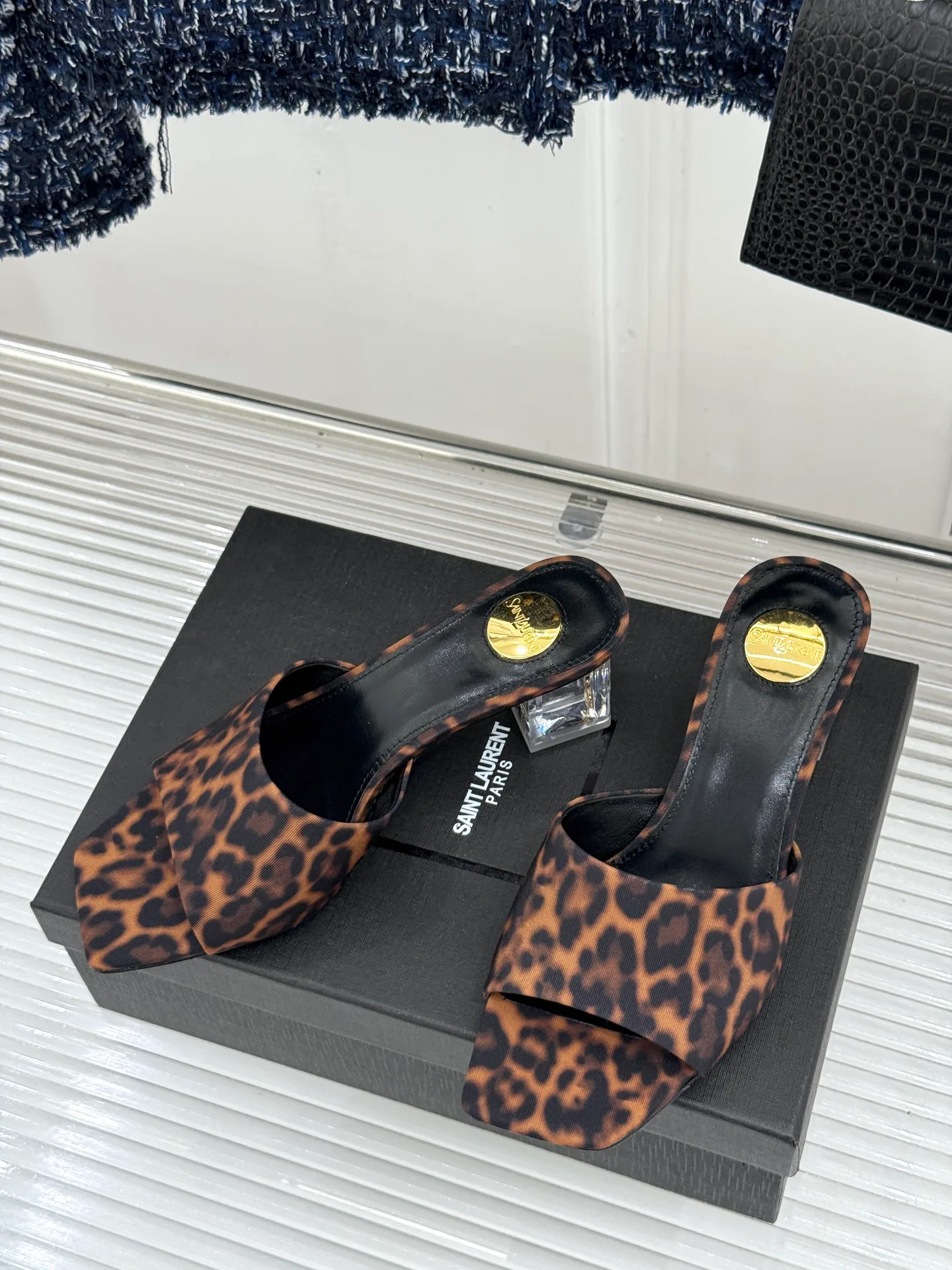 Босоножки Женские Saint Laurent 17024883