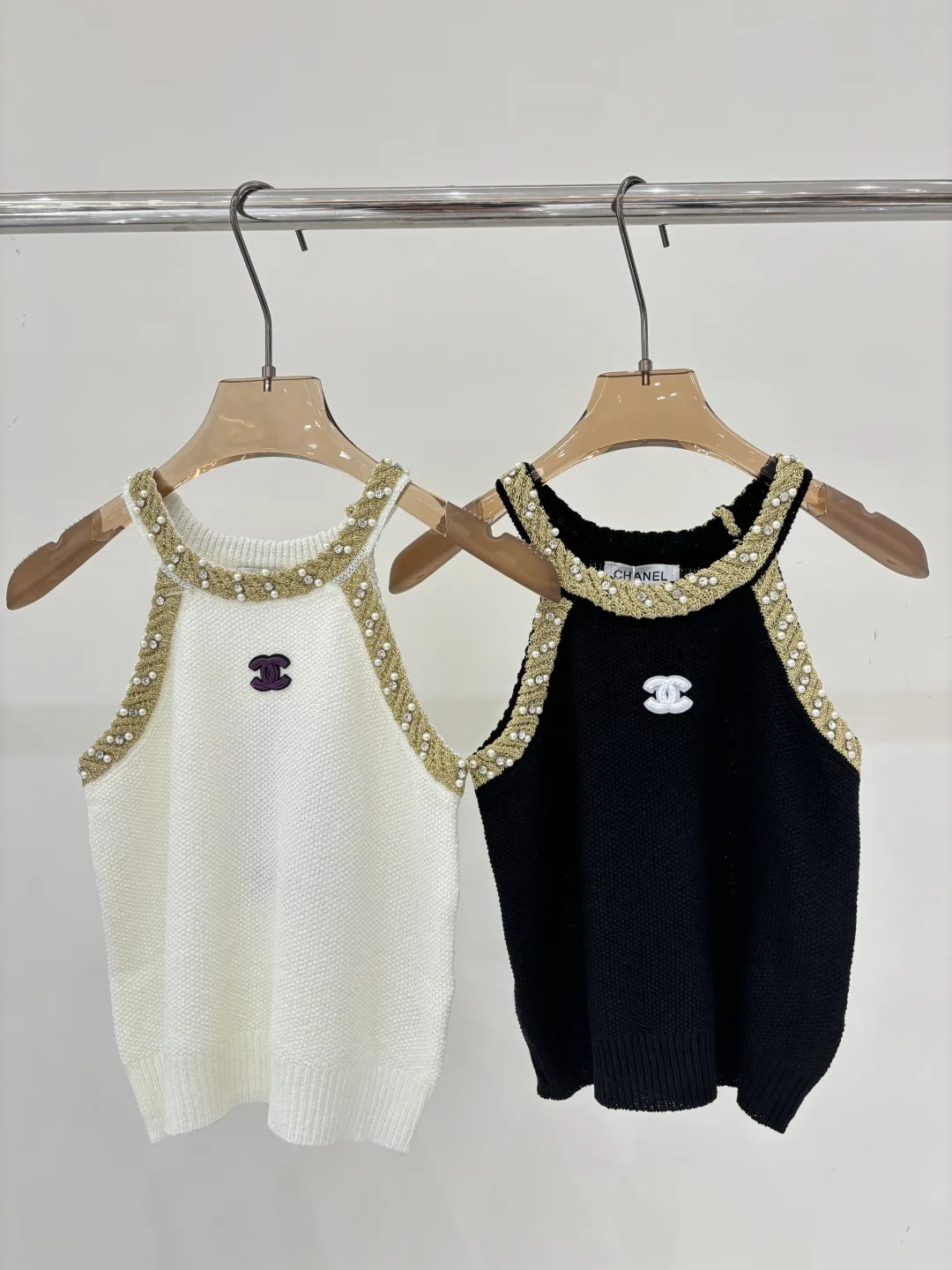 Жилеты Женские Chanel 12833672
