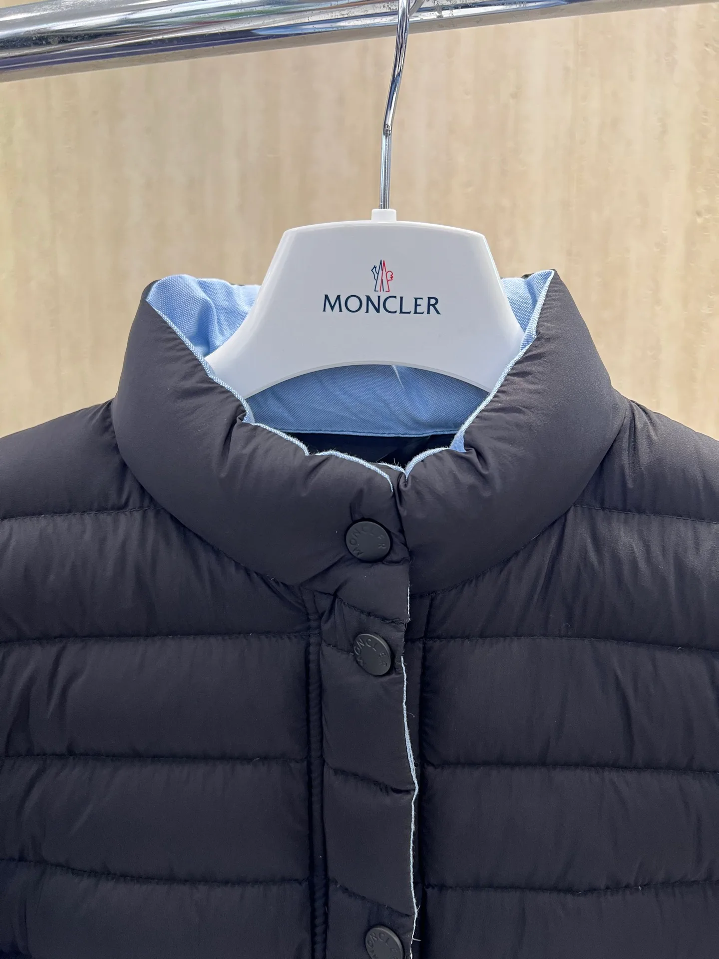 Куртки И Пуховики Мужские Moncler 18231664
