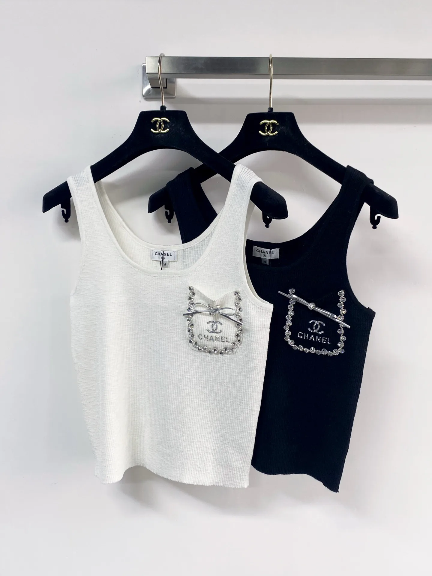 Жилеты Женские Chanel 11642039