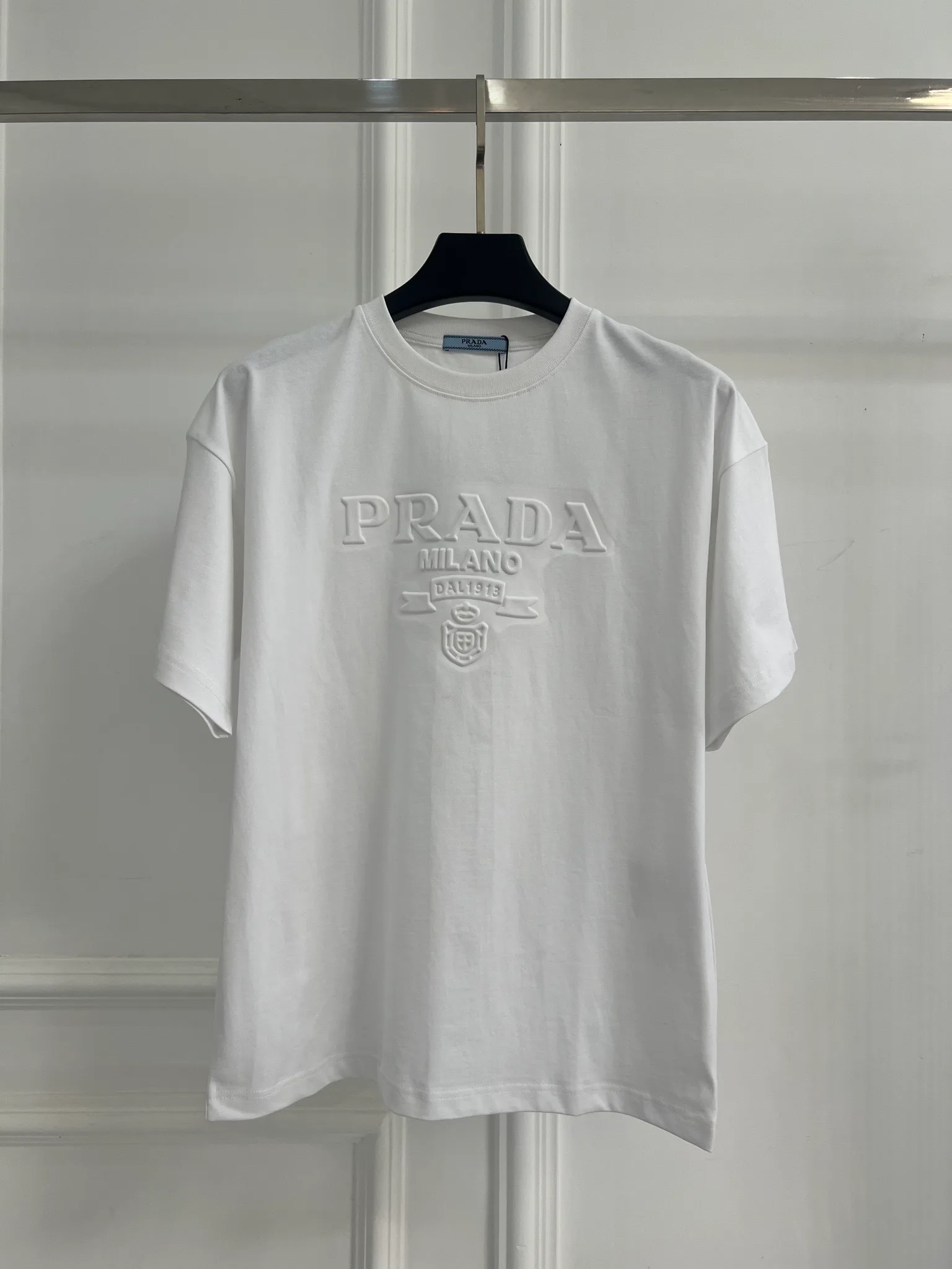 Футболки Женские Prada 11811786