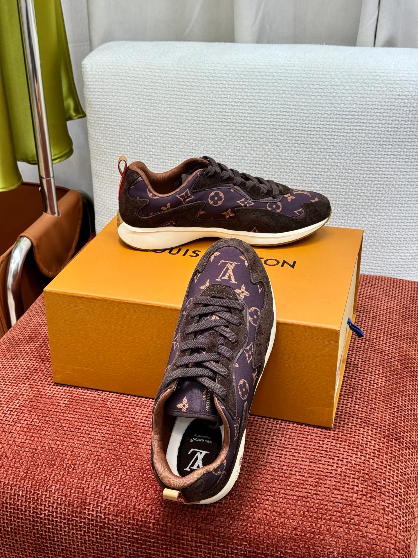 Кроссовки Мужские Louis Vuitton 19105786
