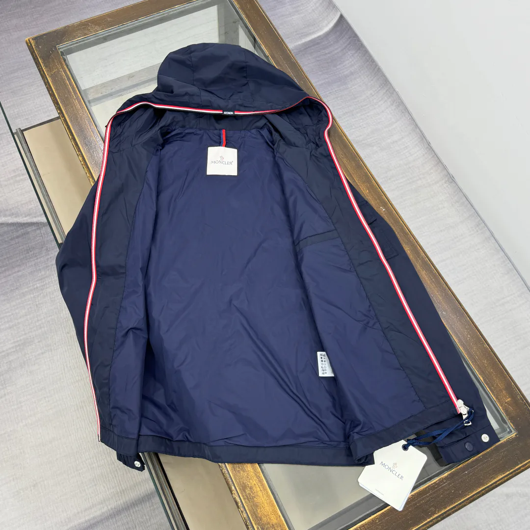 Куртки И Пуховики Женские Moncler 18002265