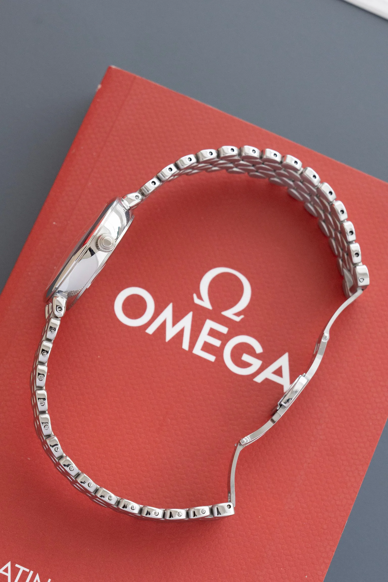 Часы Женские Omega 10990053