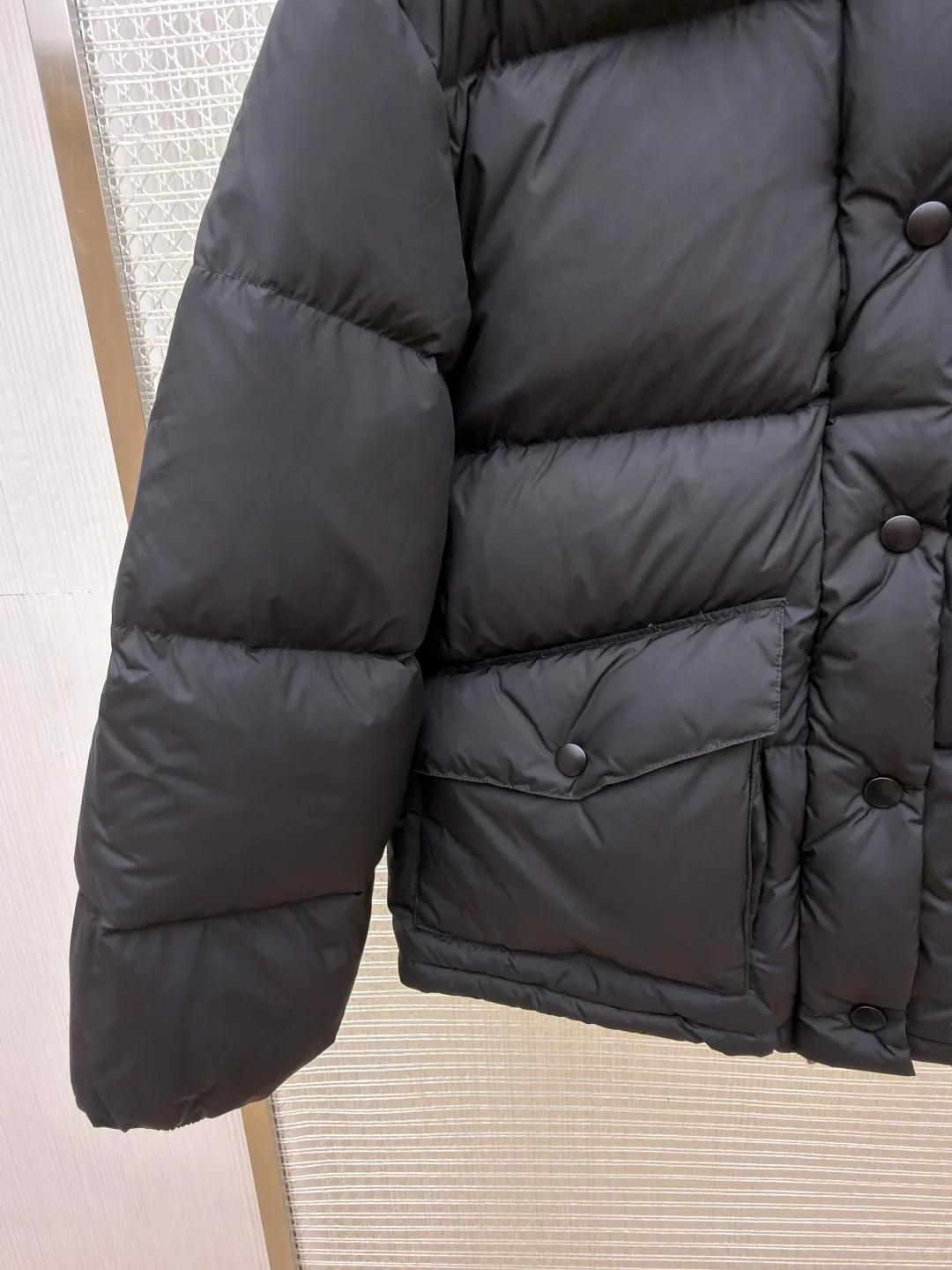 Куртки И Пуховики Женские Miu Miu 18612880