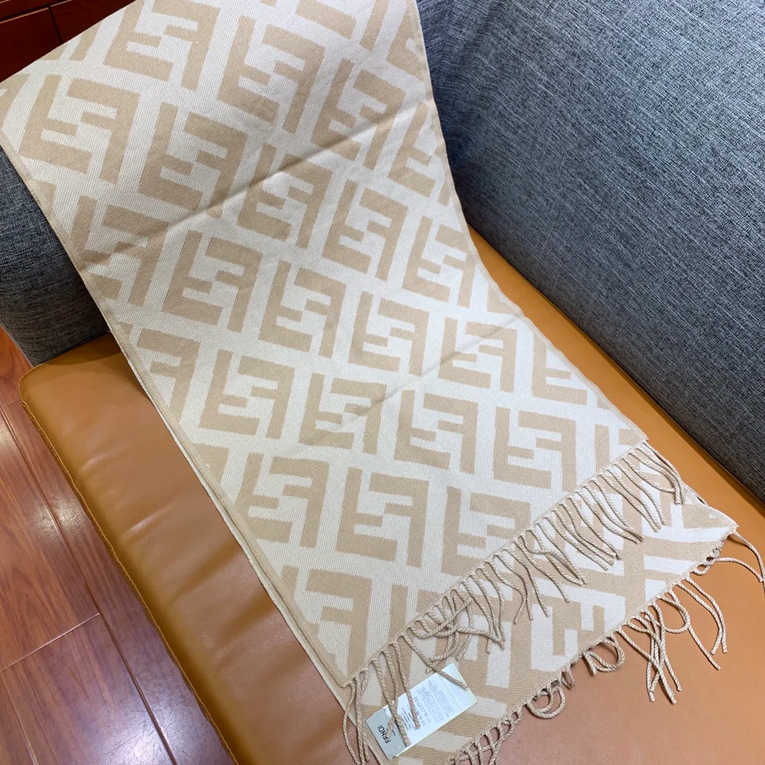 Шарфы Fendi 1607923