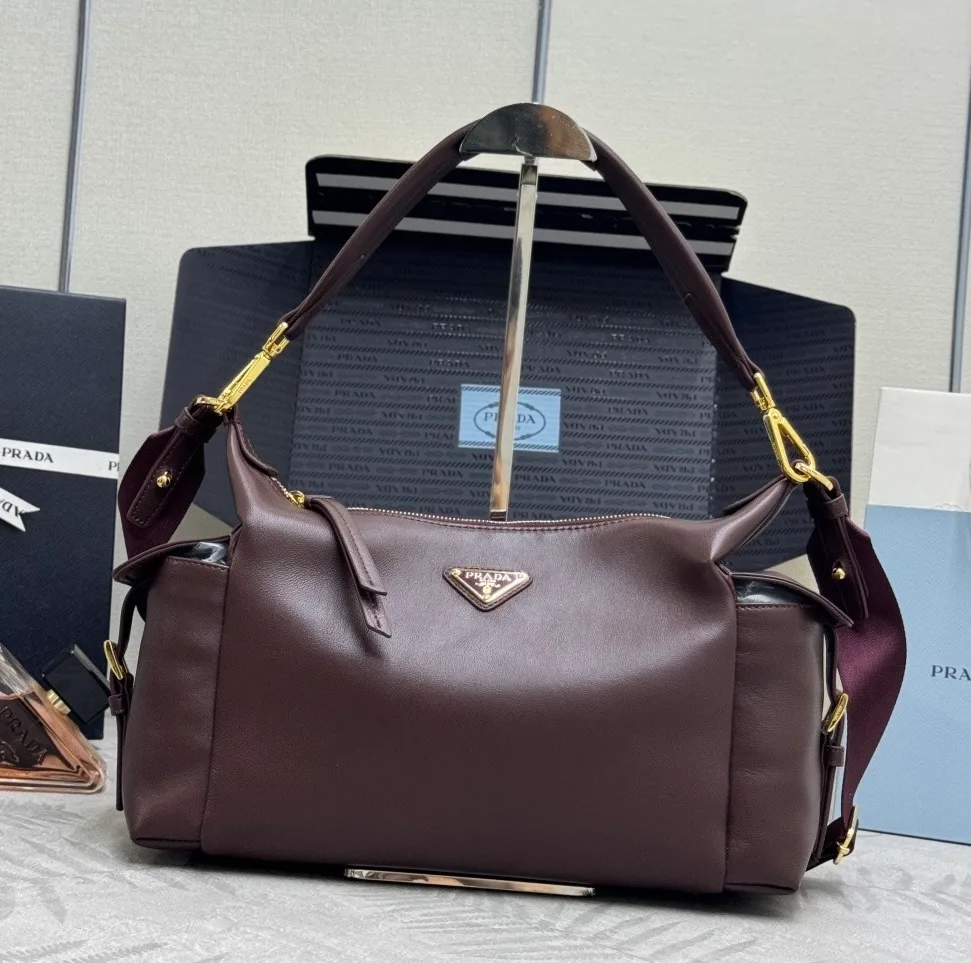 Сумки На Ремне Женские Prada 12583869