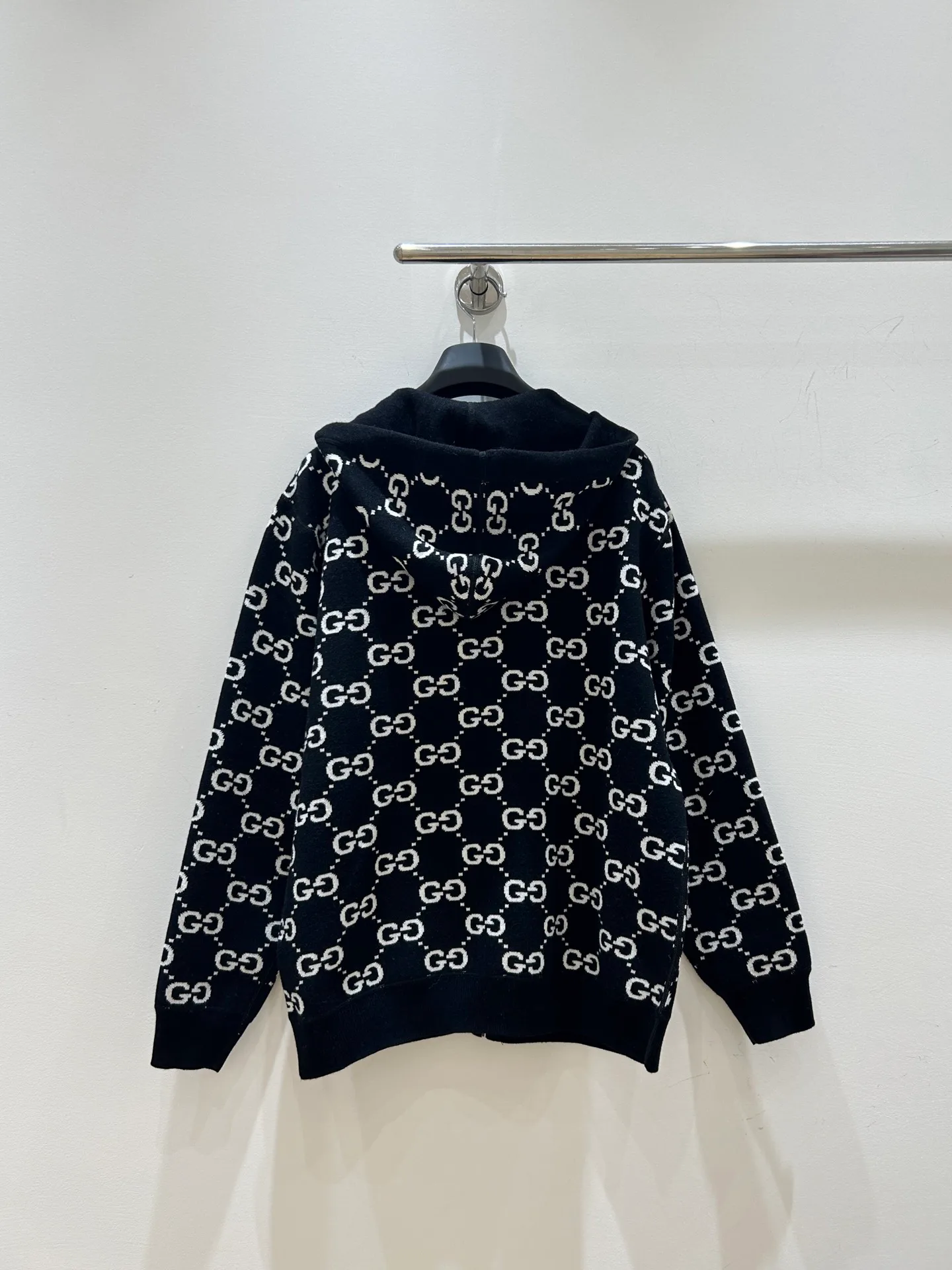 Джемперы Женские Gucci 409995