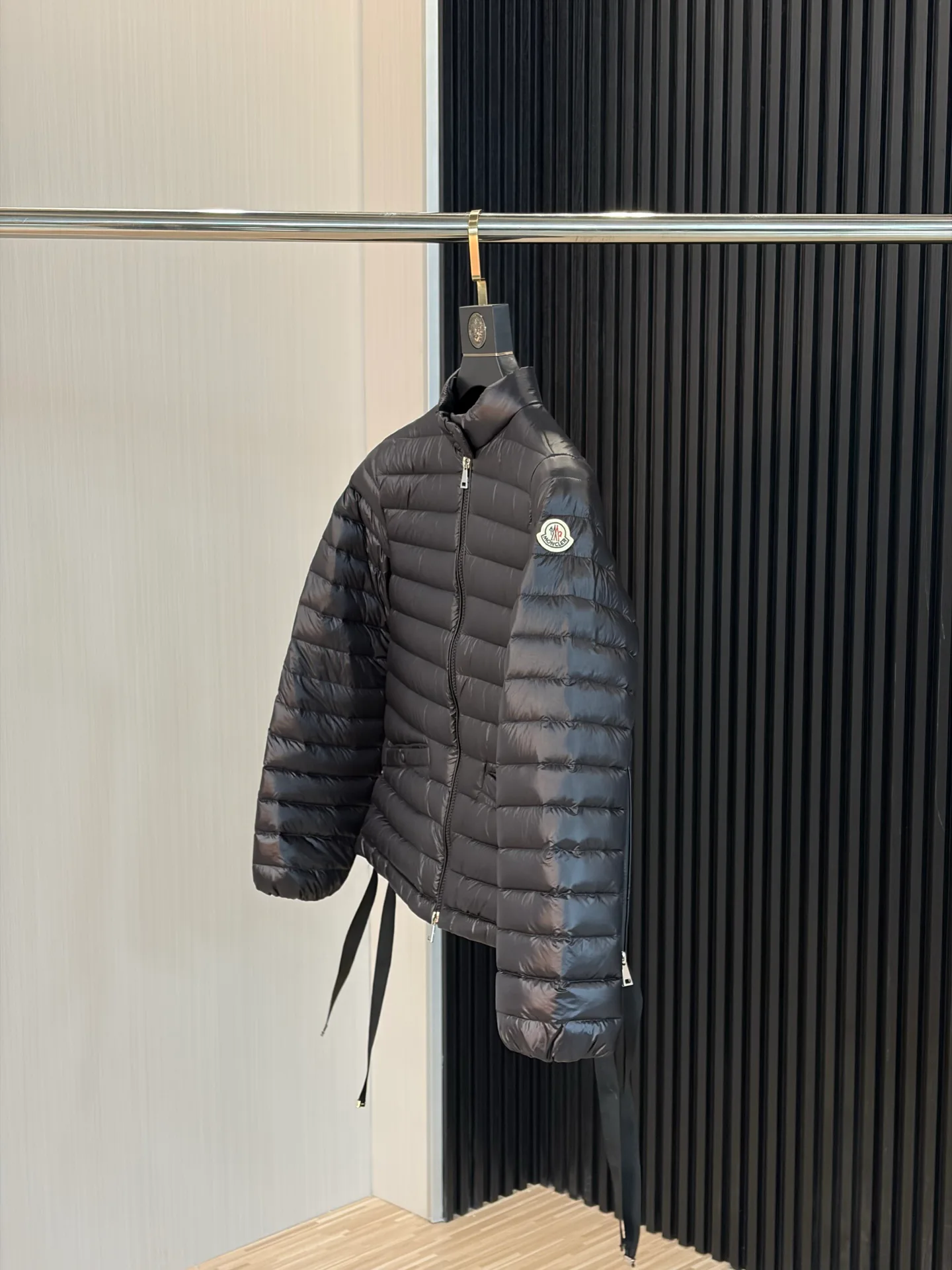 Куртки И Пуховики Мужские Moncler 17908036