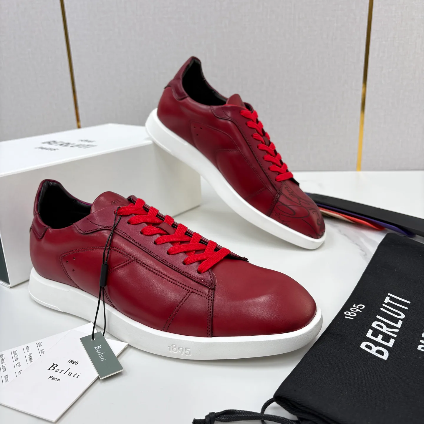Кроссовки Мужские Berluti 17579109