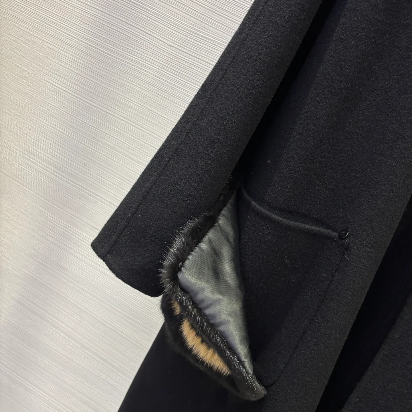 Пальто Женские Fendi 603043