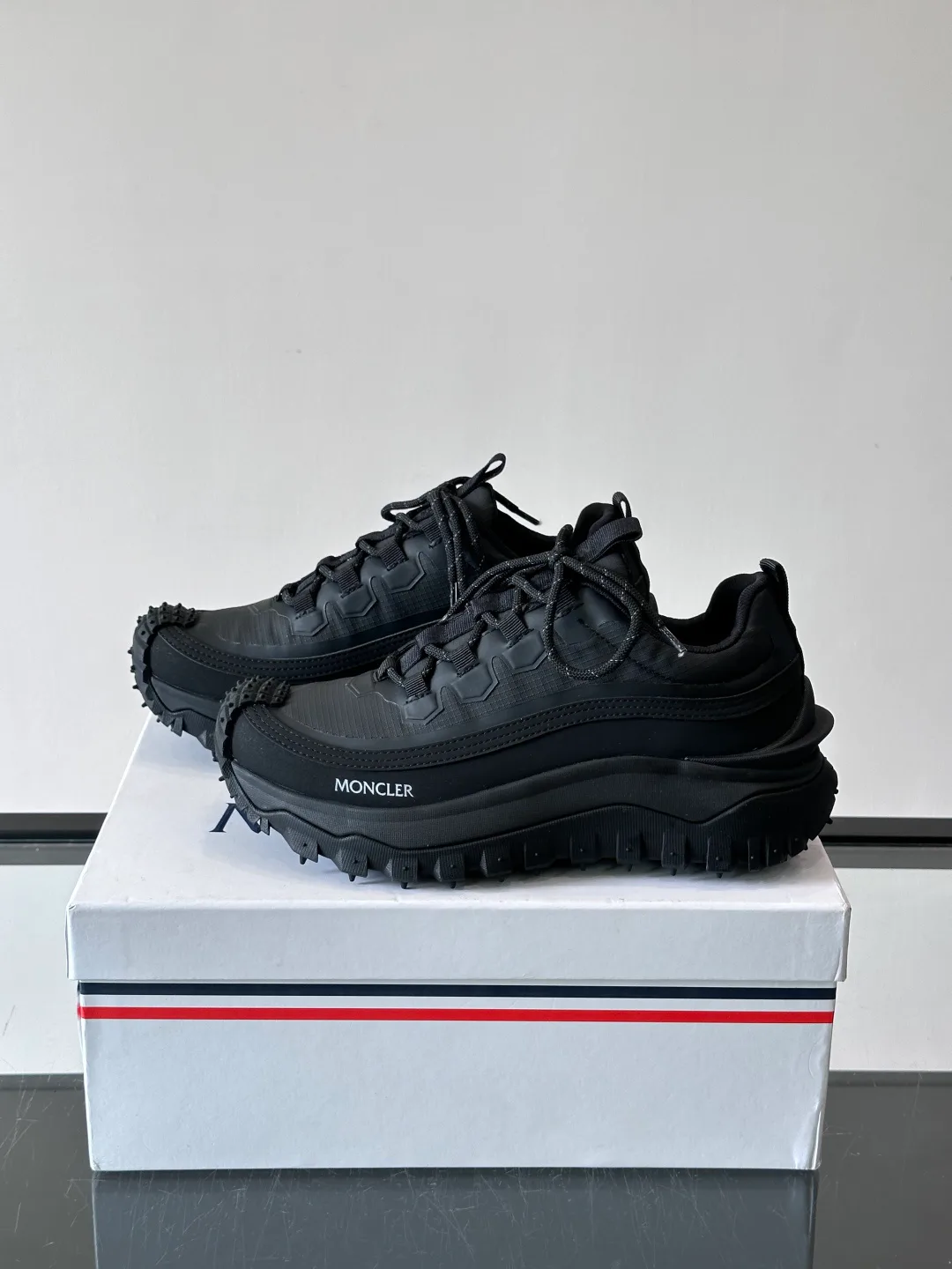 Кроссовки Мужские Moncler 18321724