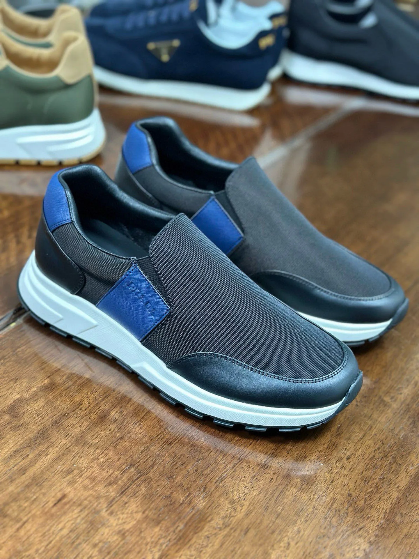 Кроссовки Мужские Prada 1210963