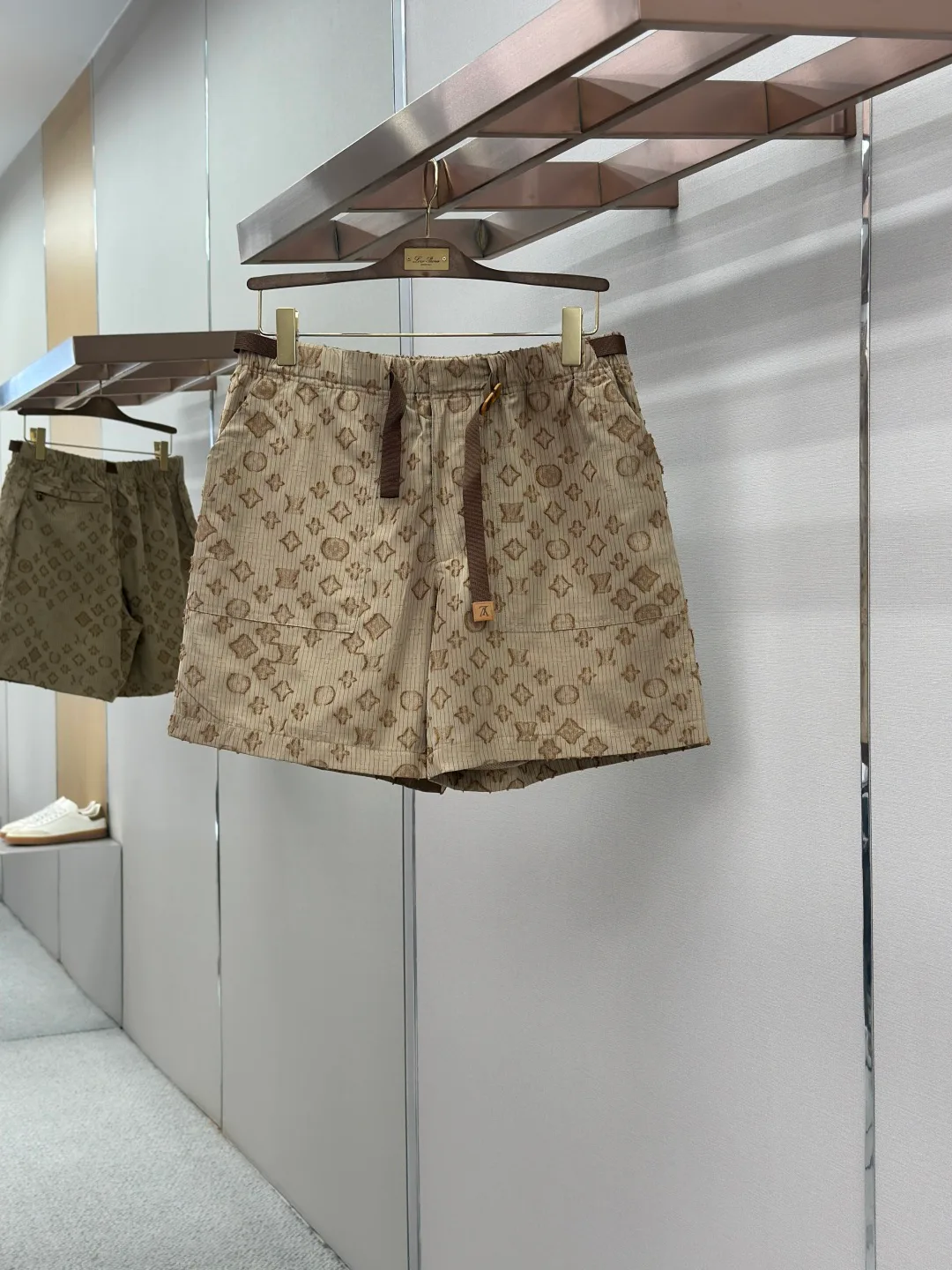 Шорты Мужские Louis Vuitton 17468323