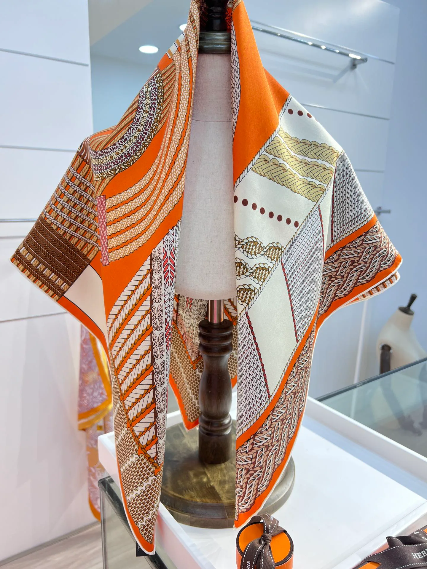 Шарфы Hermes 16276