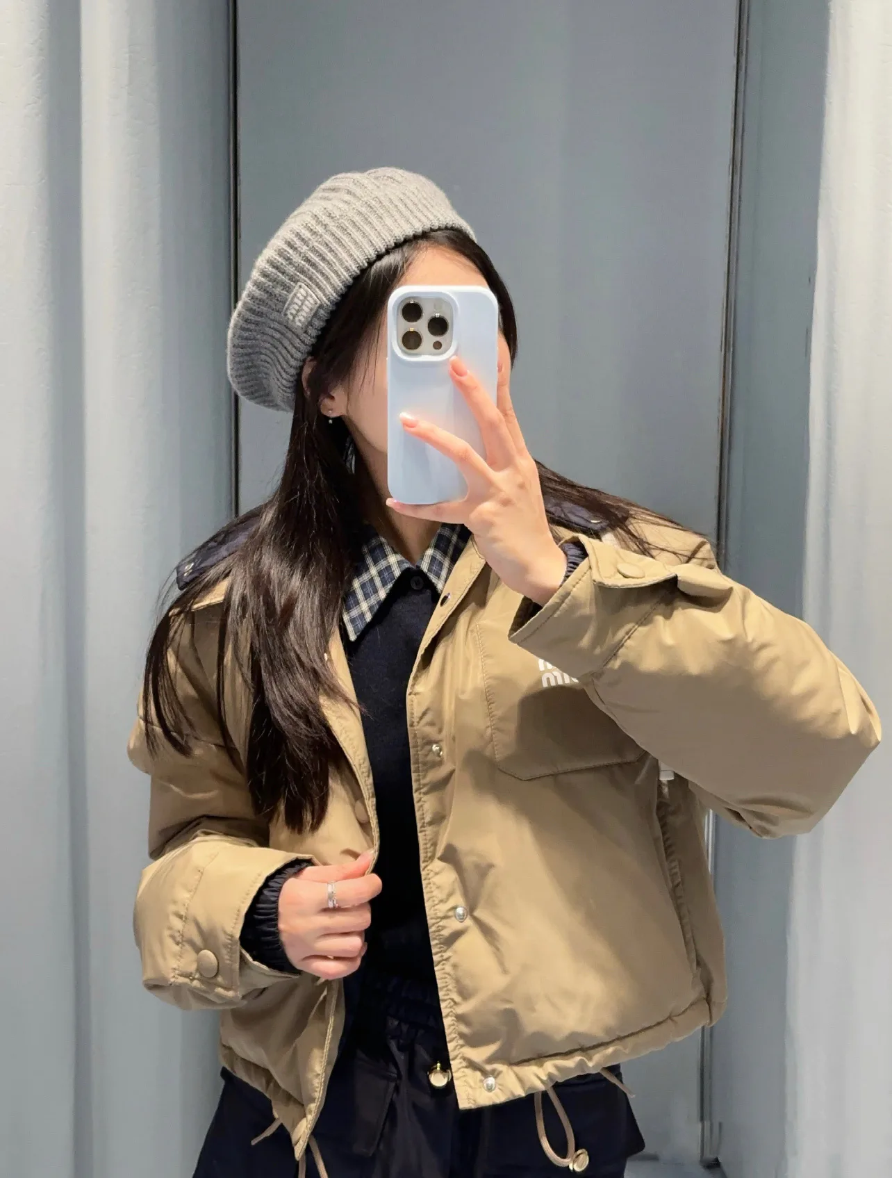 Куртки И Пуховики Женские Miu Miu 18030686