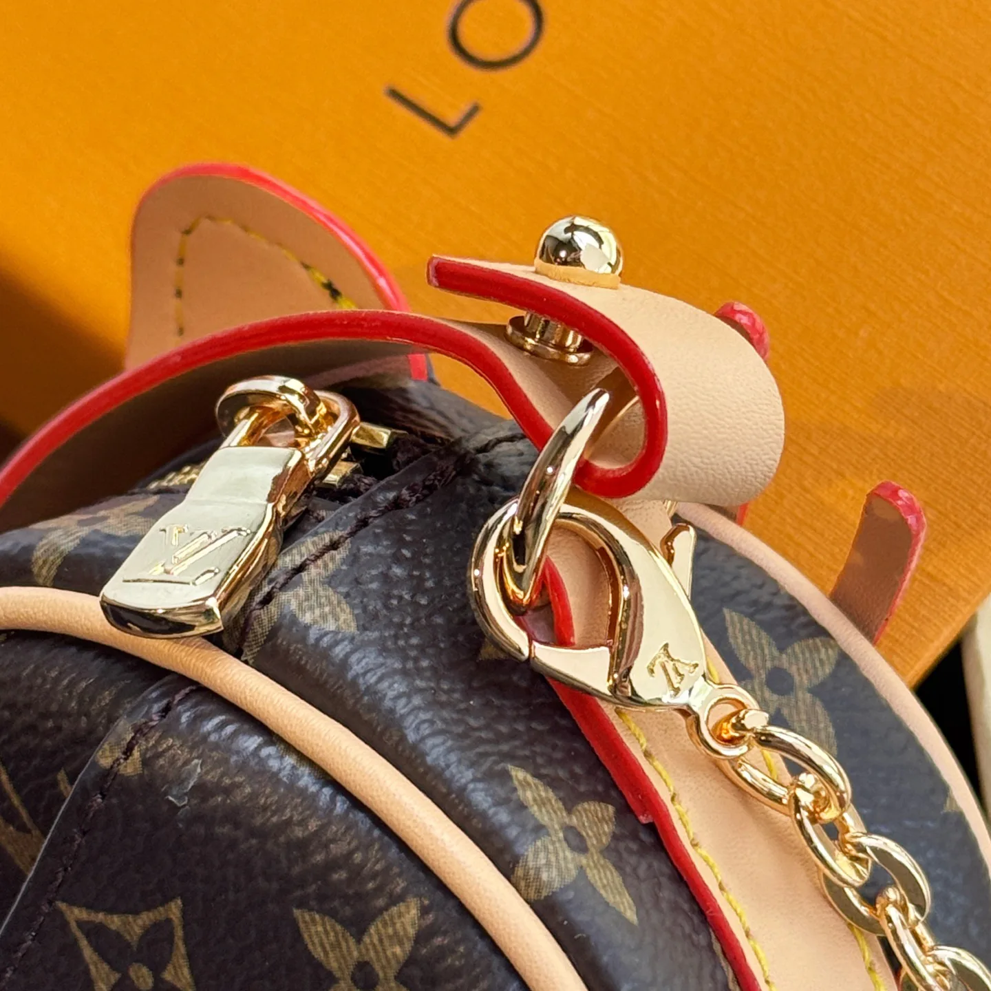 Сумки На Ремне Женские Louis Vuitton 1256000