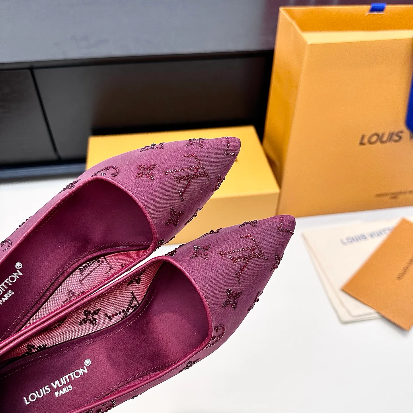 Туфли Женские Louis Vuitton 11419706