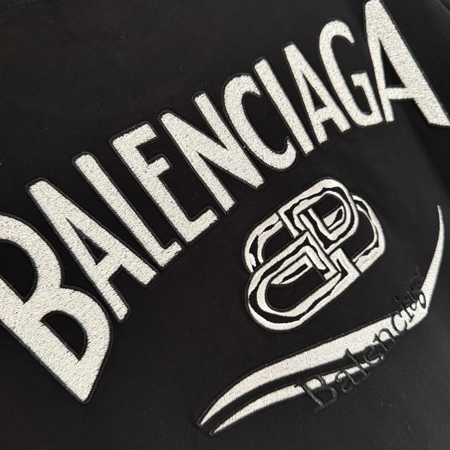Футболки Женские Balenciaga 932034
