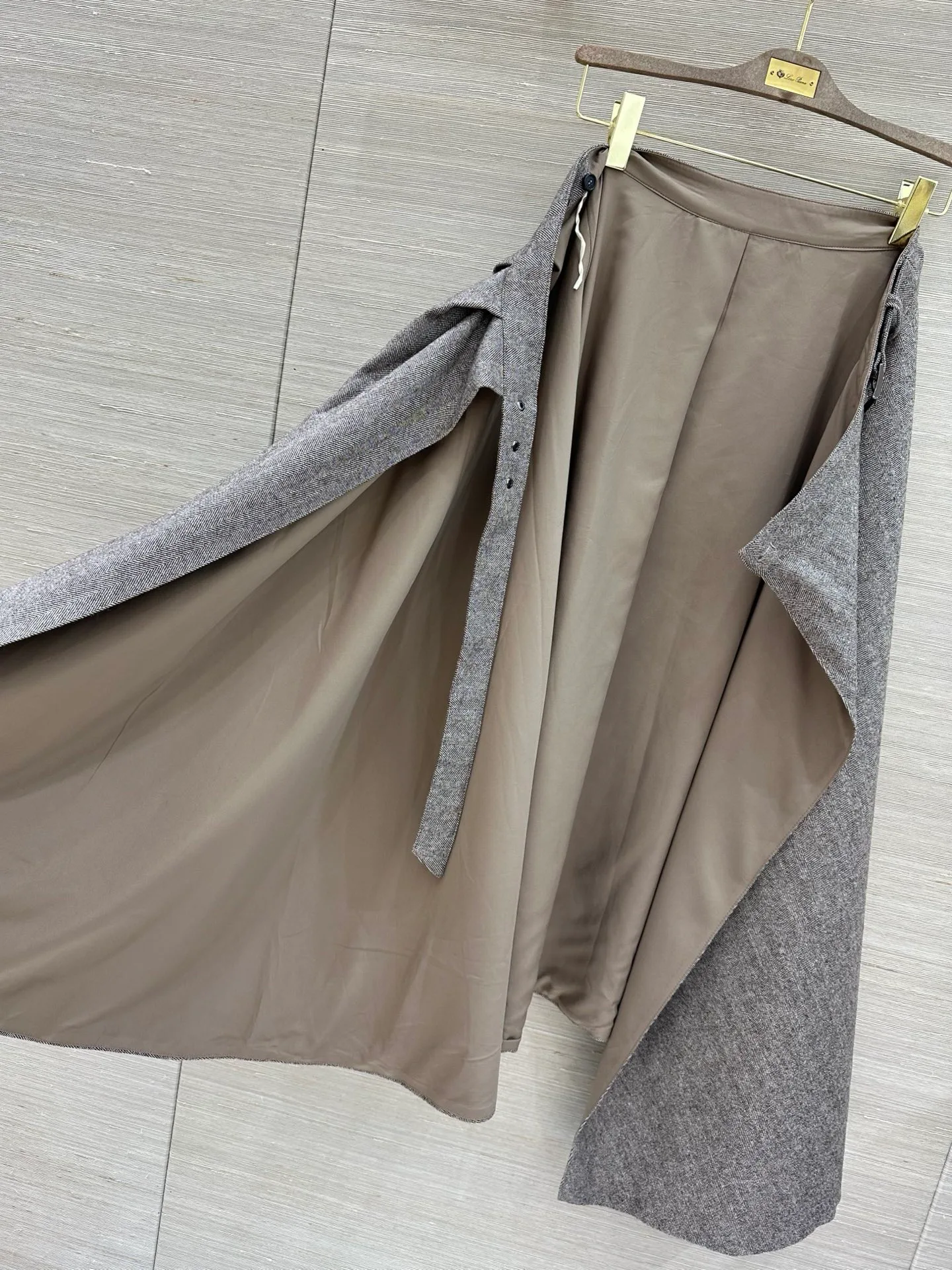 Юбки Женские Brunello Cucinelli 18210338