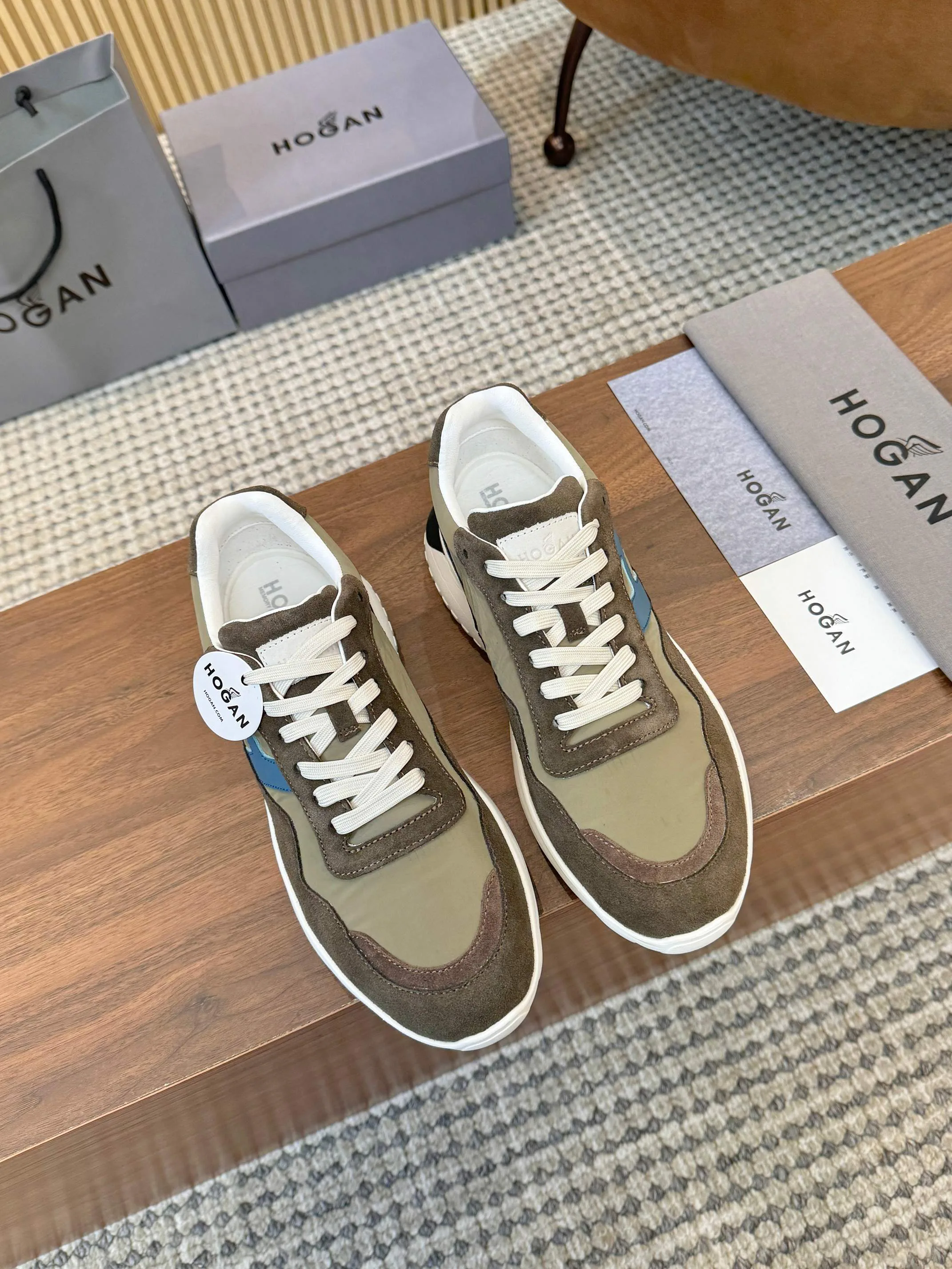 Кроссовки Женские Hogan 12835357