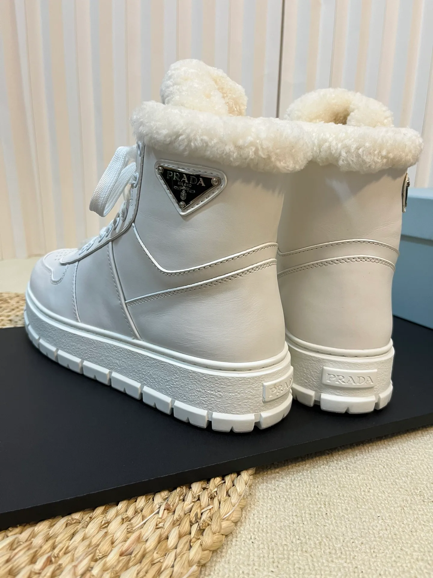 Ботинки Женские Prada 238260