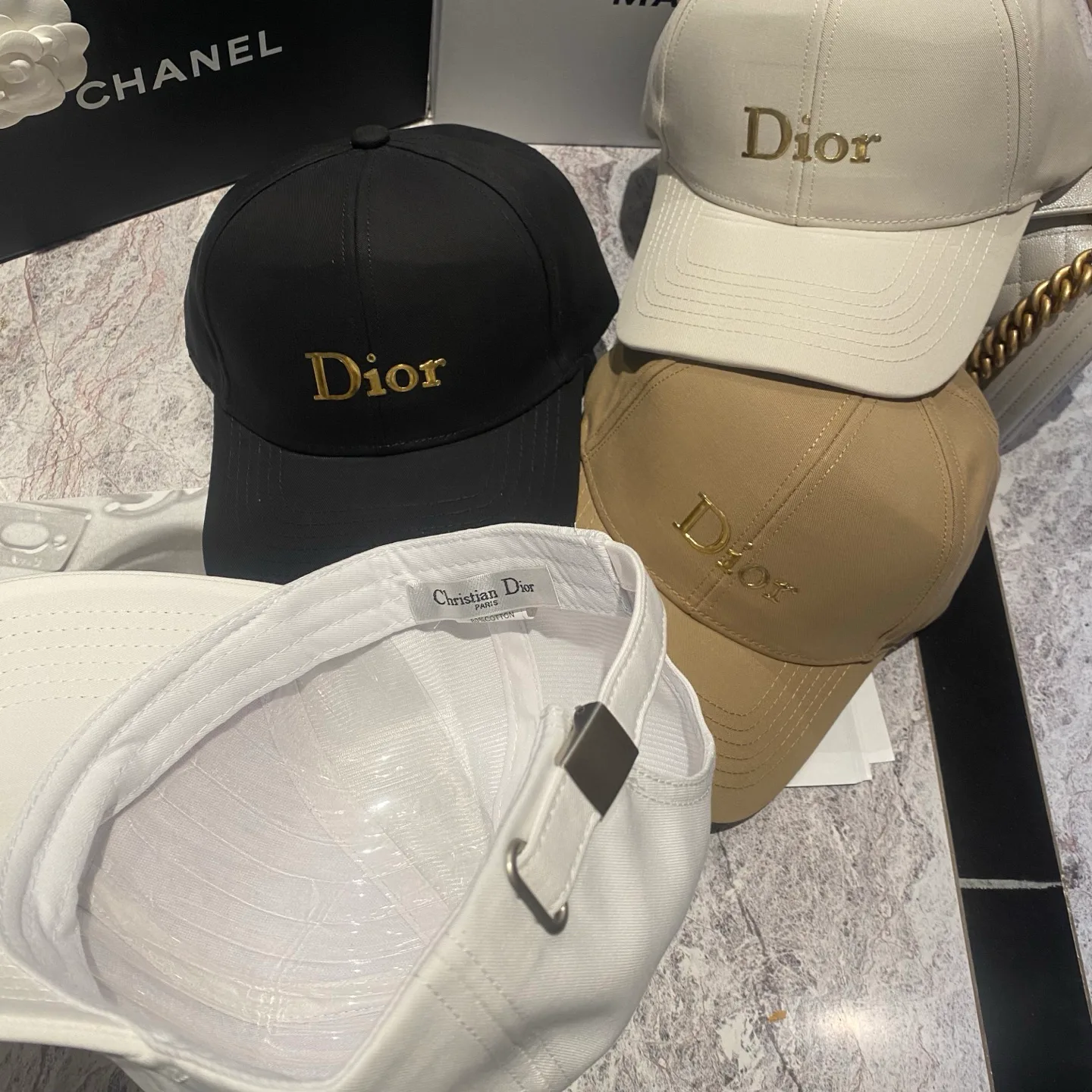 Головные Уборы Christian Dior 11477