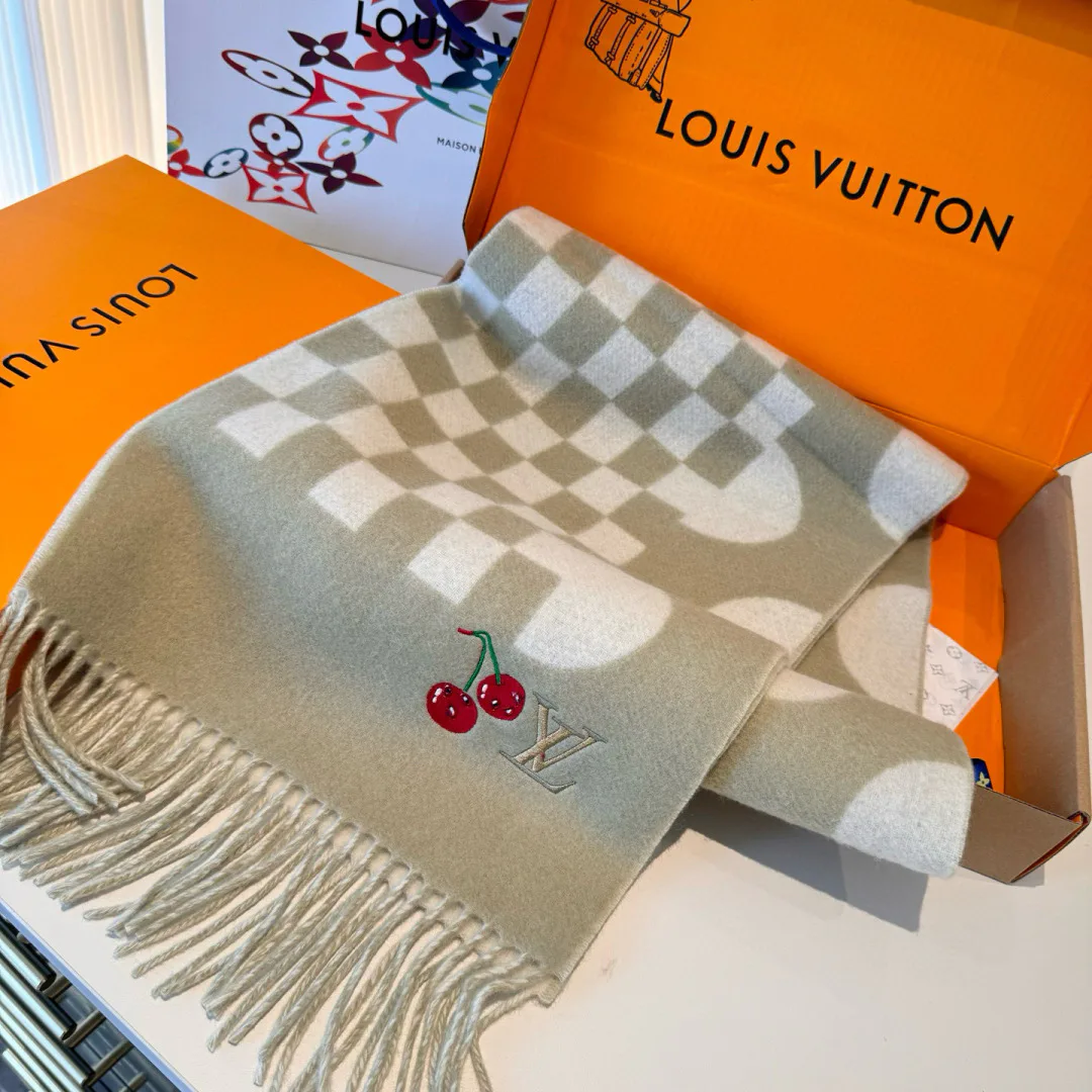 Шарфы Louis Vuitton 920481