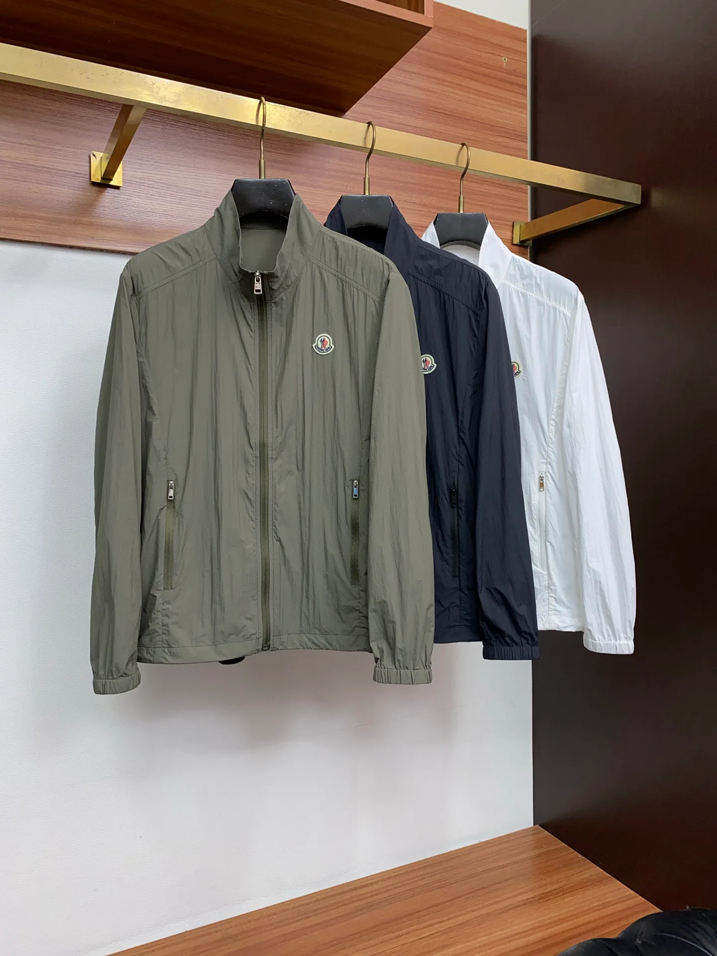 Куртки И Пуховики Мужские Moncler 17510129
