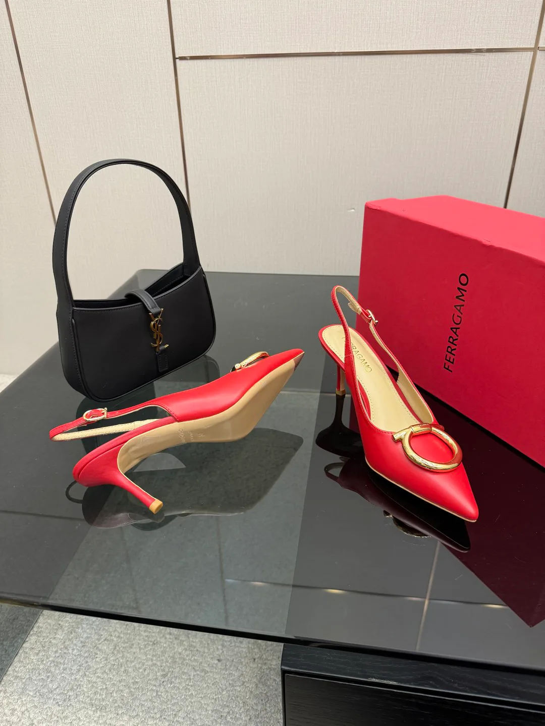 Туфли Женские Salvatore Ferragamo 1498826