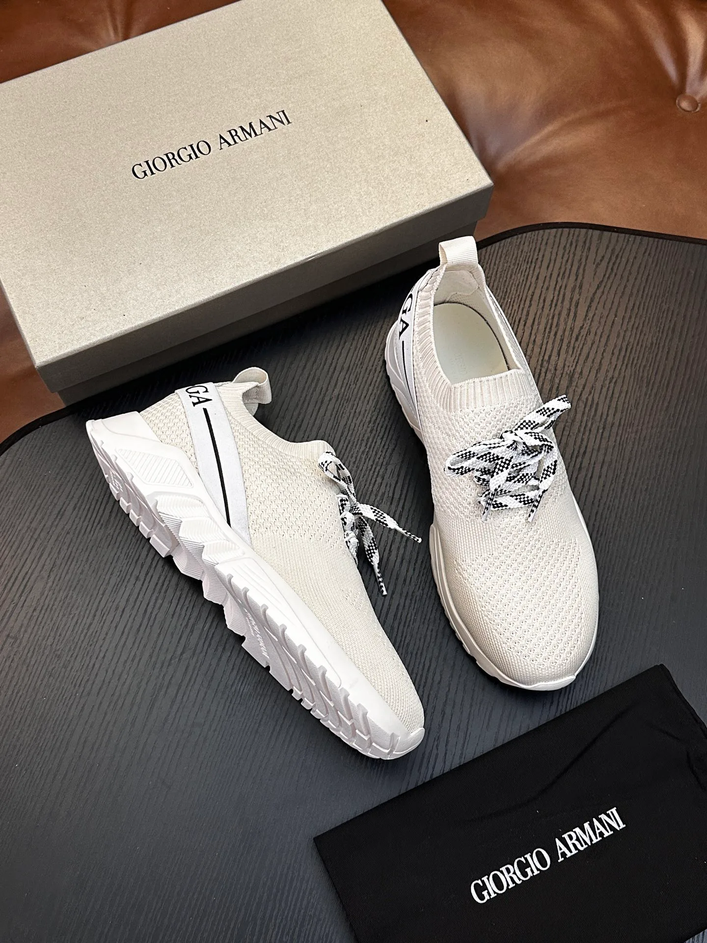 Кроссовки Мужские Armani 11767958