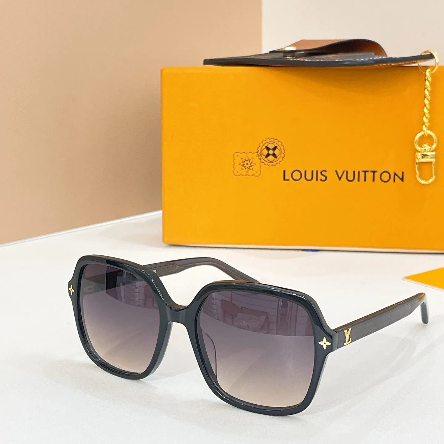 Очки Louis Vuitton 5037319