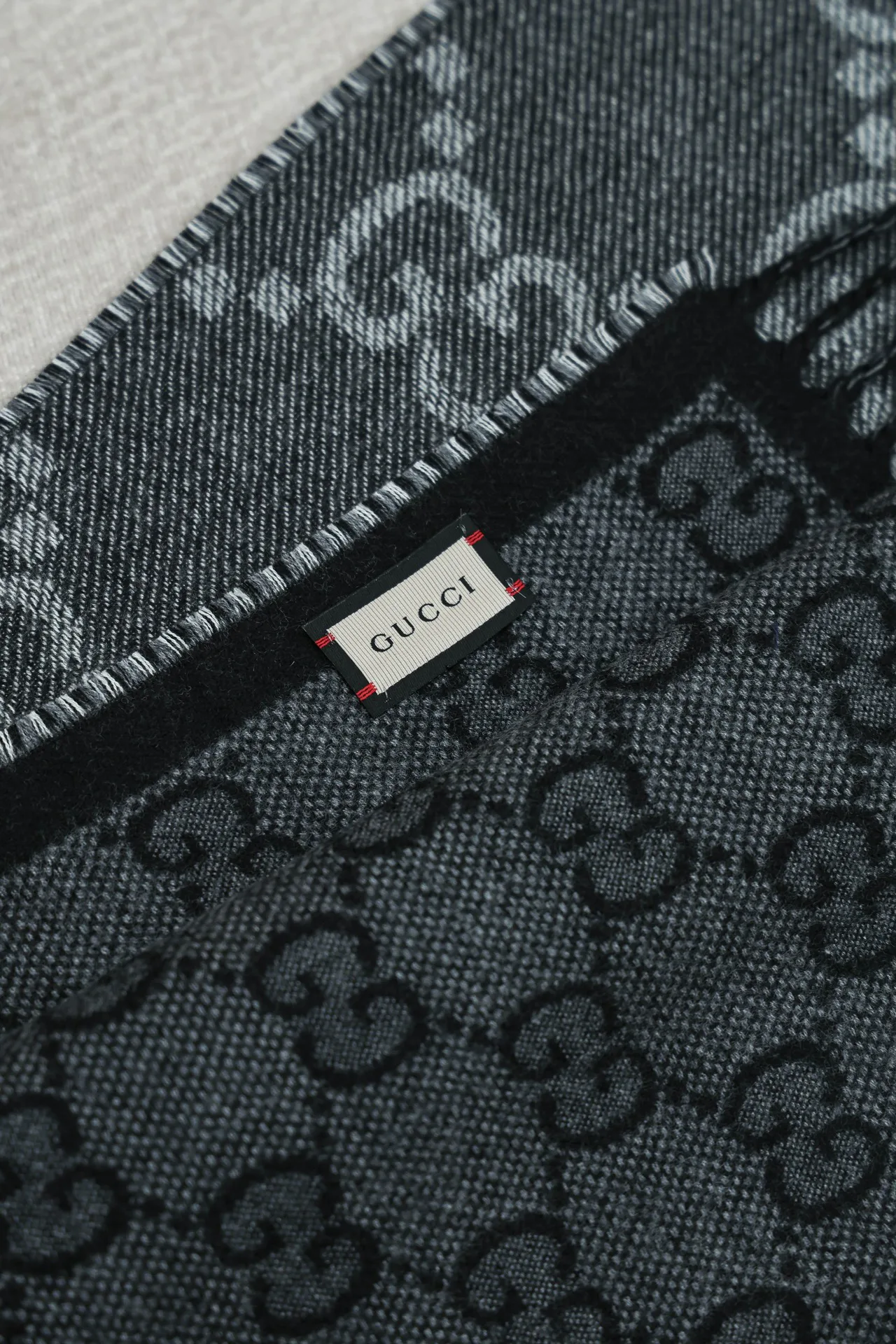 Шарфы Gucci 1674468