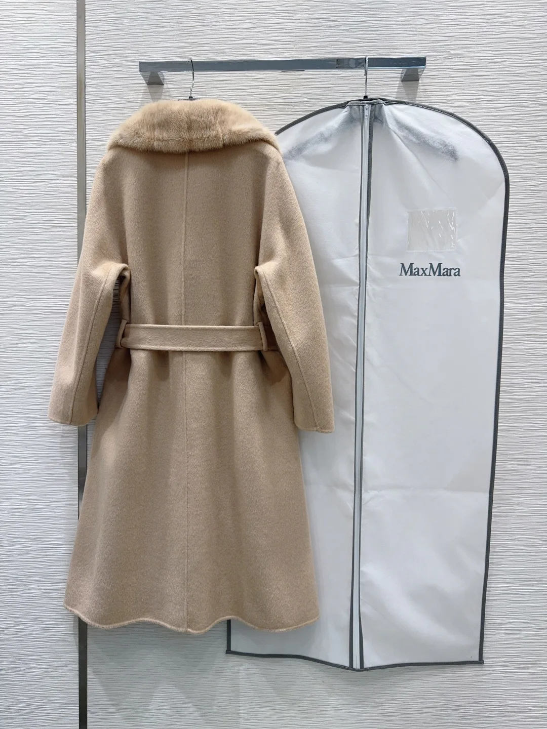 Пальто Женские Max Mara 18456293
