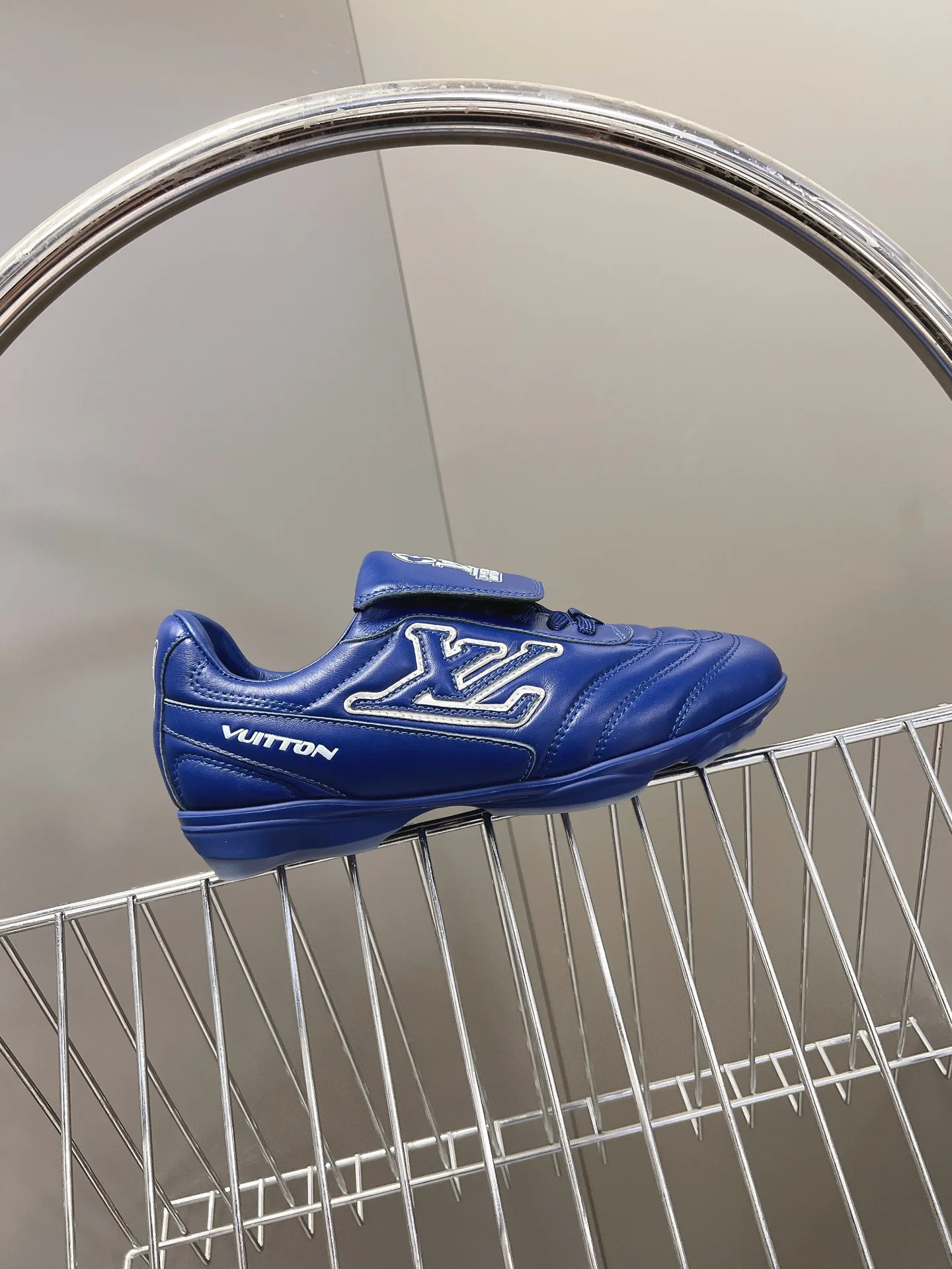 Кроссовки Женские Louis Vuitton 9389