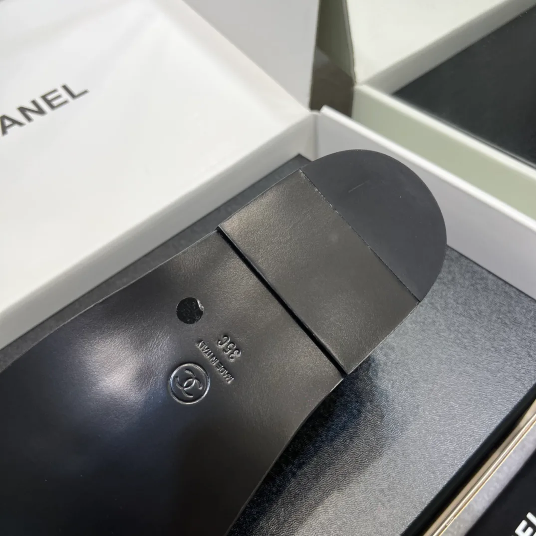 Сандалии Женские Chanel 11233750