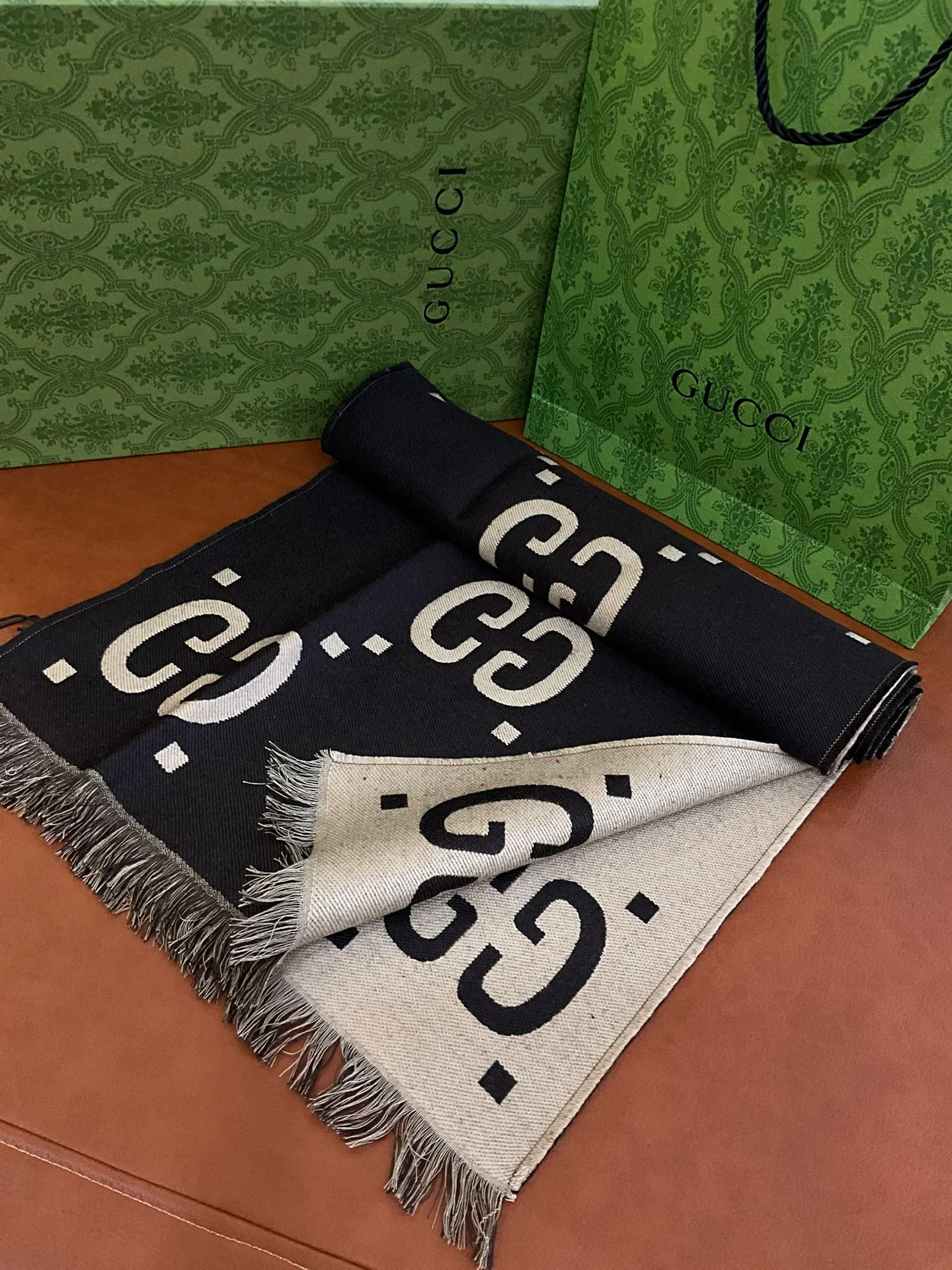Шарфы Gucci 23155