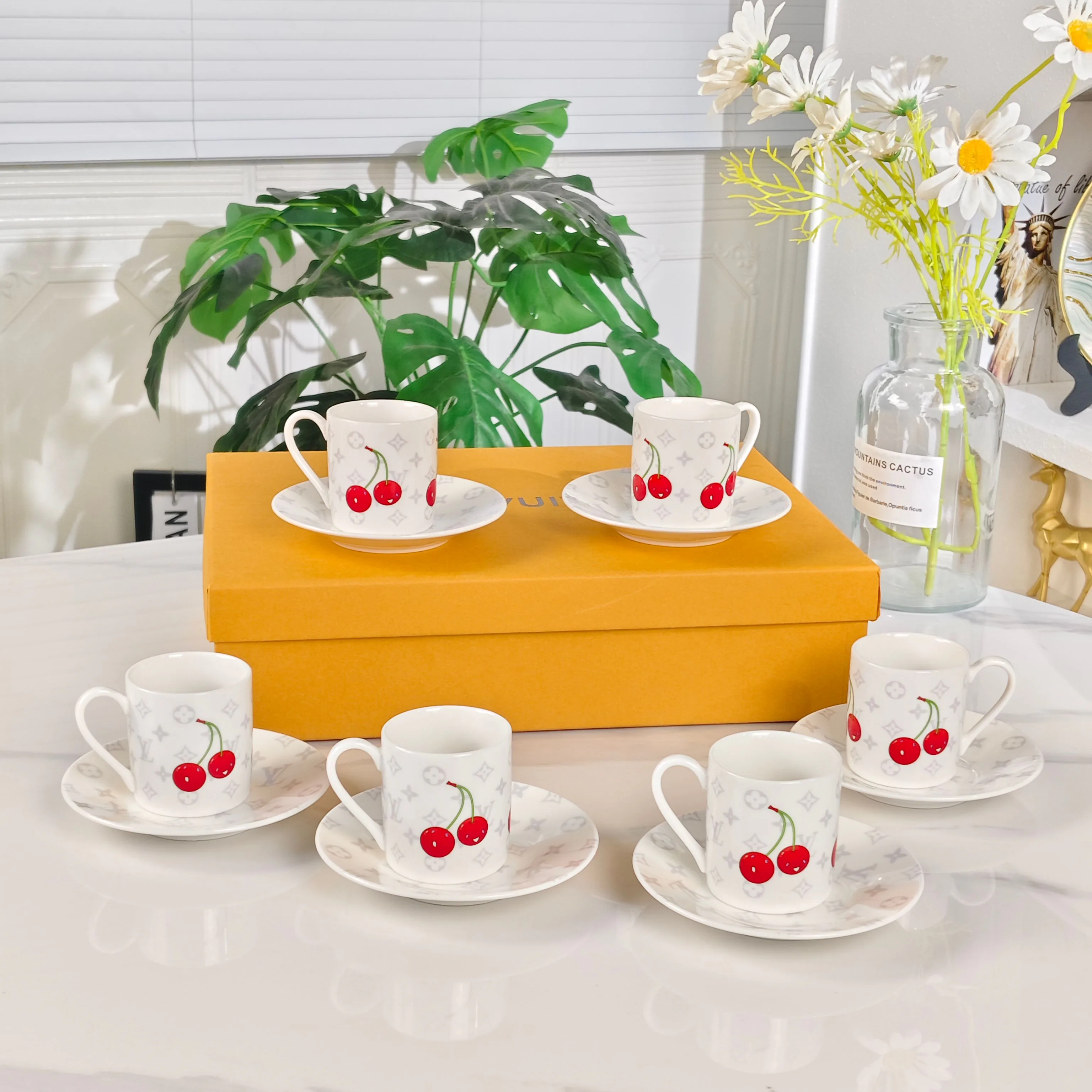 Посуда Louis Vuitton 380079