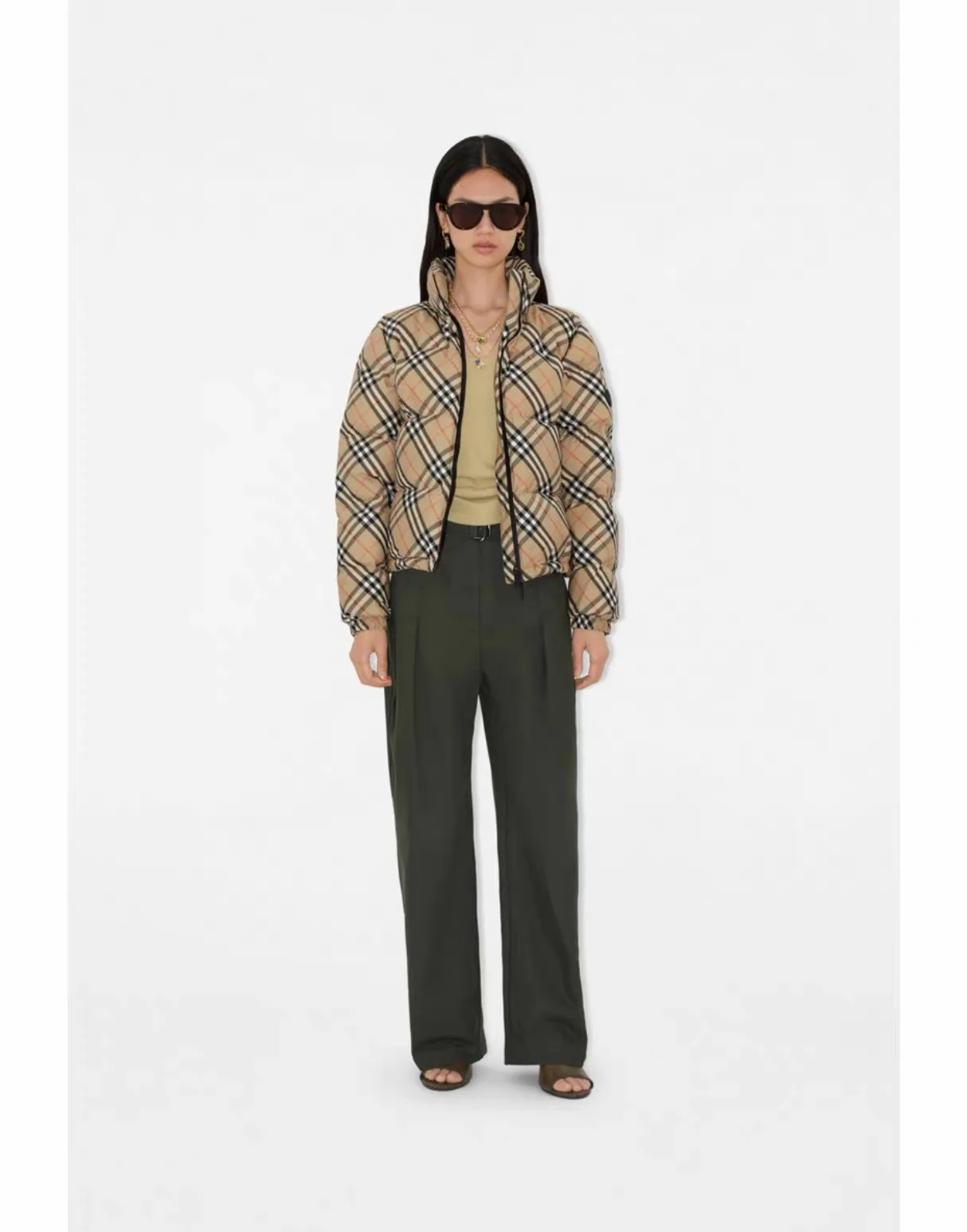 Куртки И Пуховики Женские Burberry 18507044