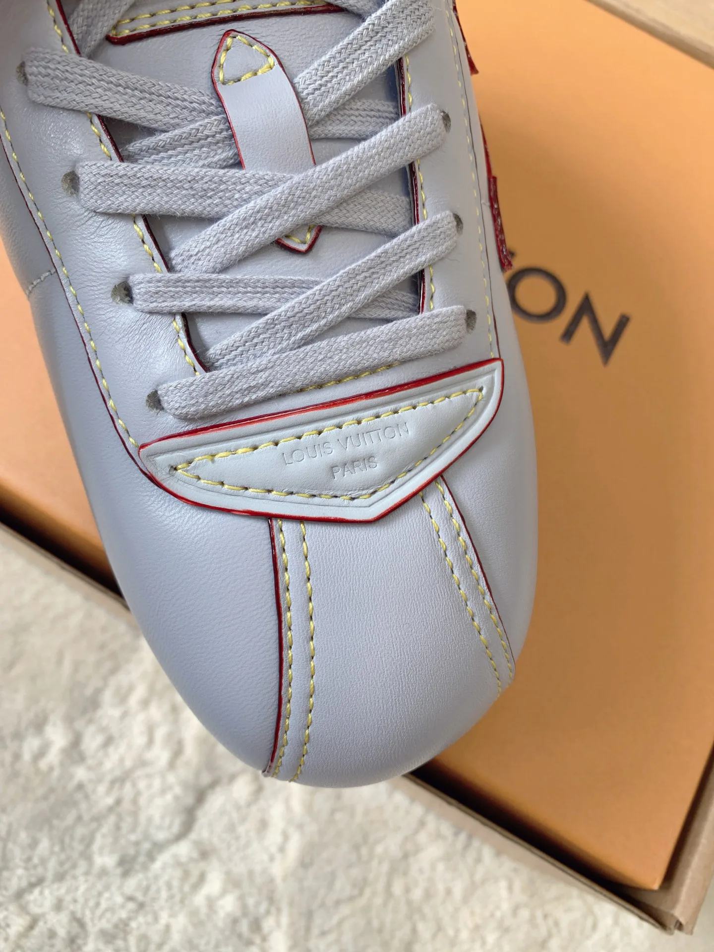 Кроссовки Женские Louis Vuitton 1834415