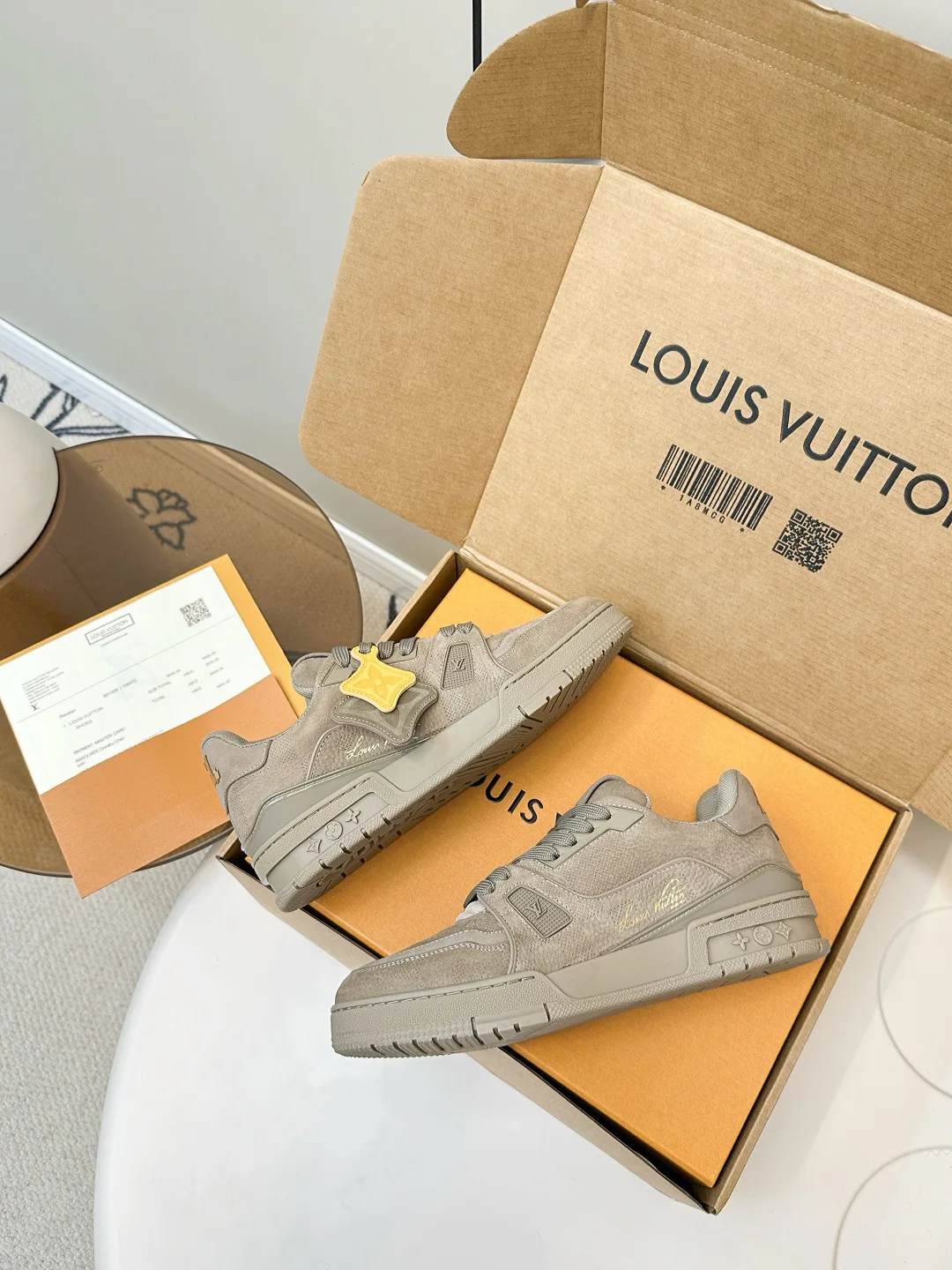 Кроссовки Женские Louis Vuitton 11778724