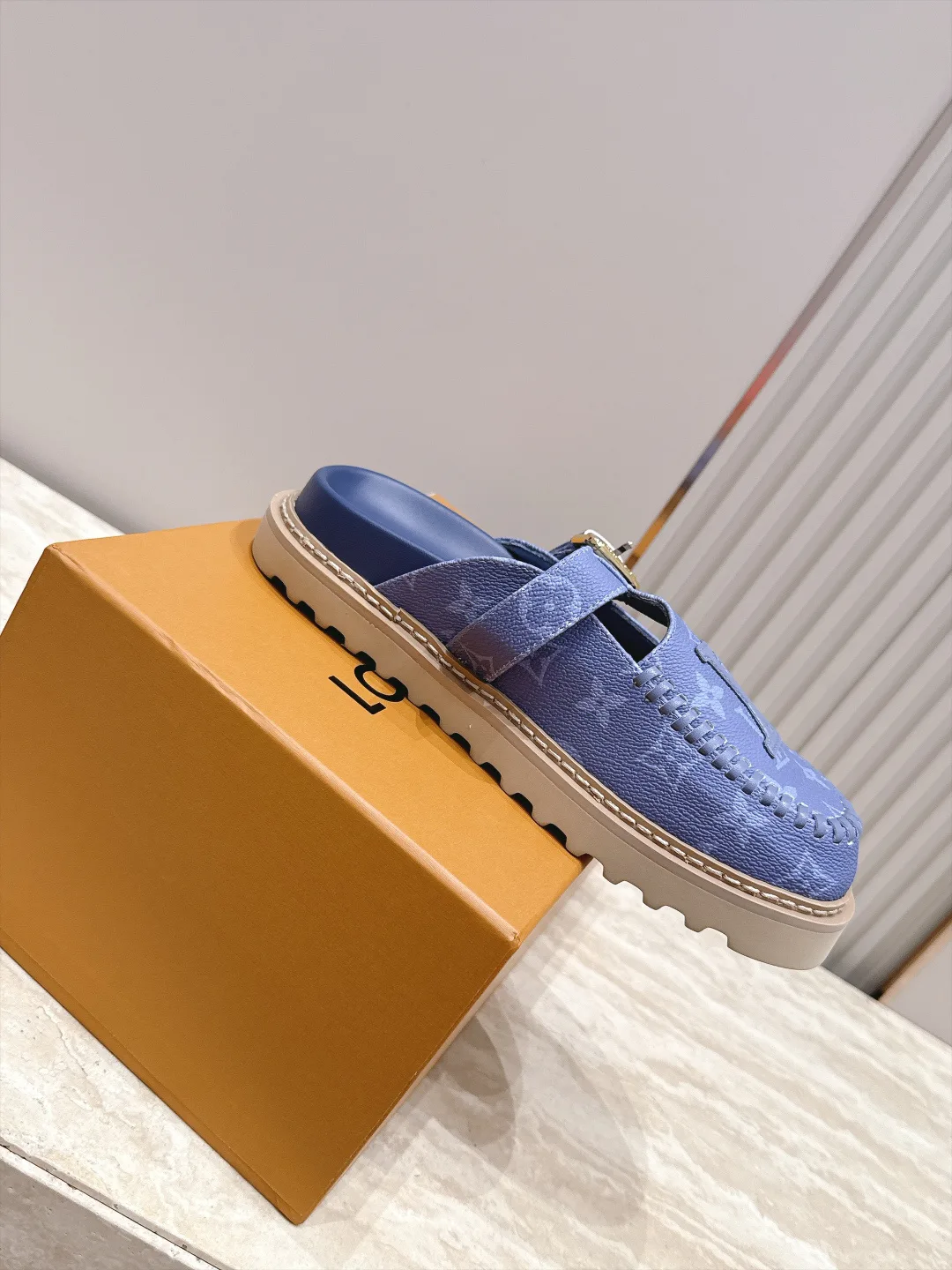 Мюли И Сабо Женские Louis Vuitton 18187134