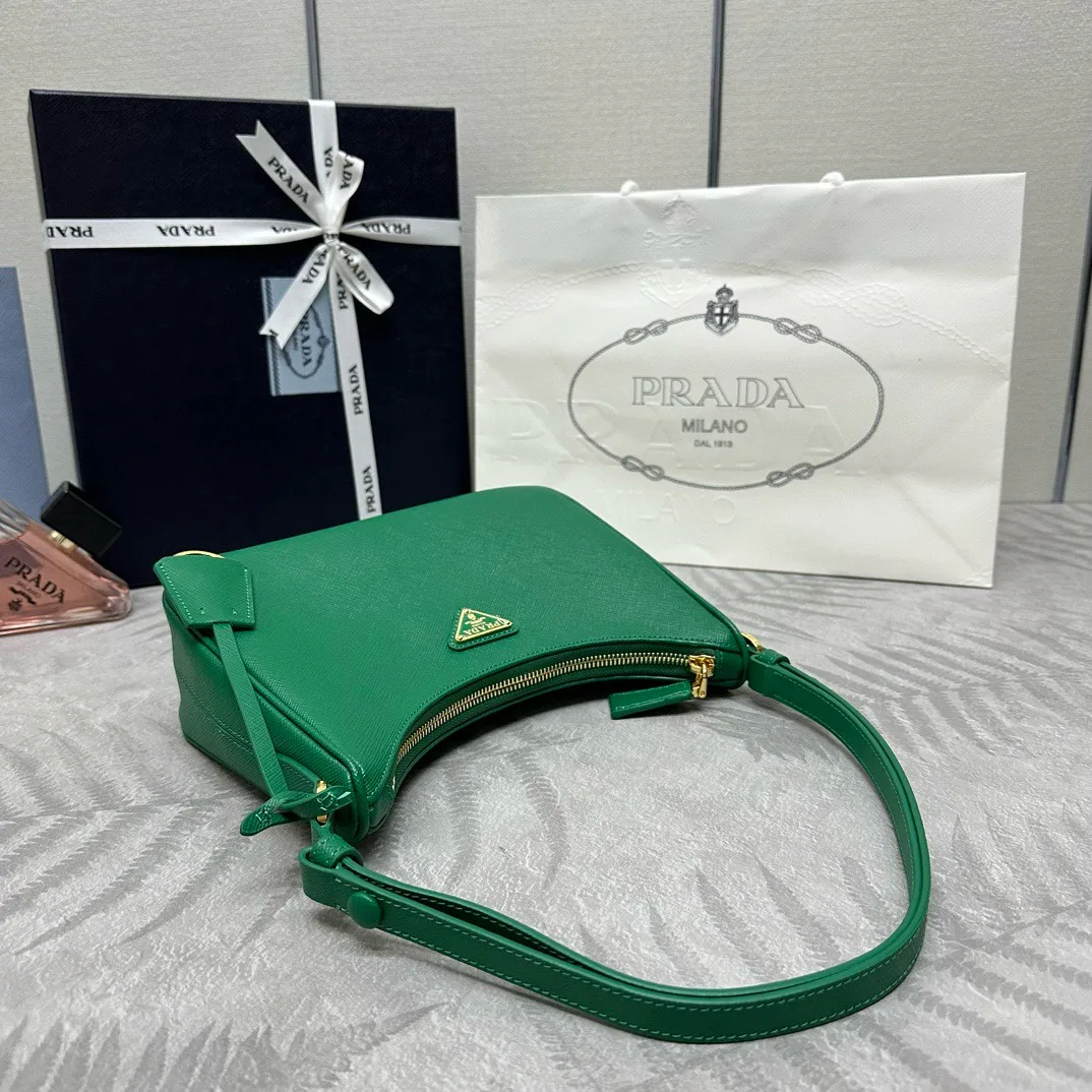 Классические Сумки Женские Prada 30117