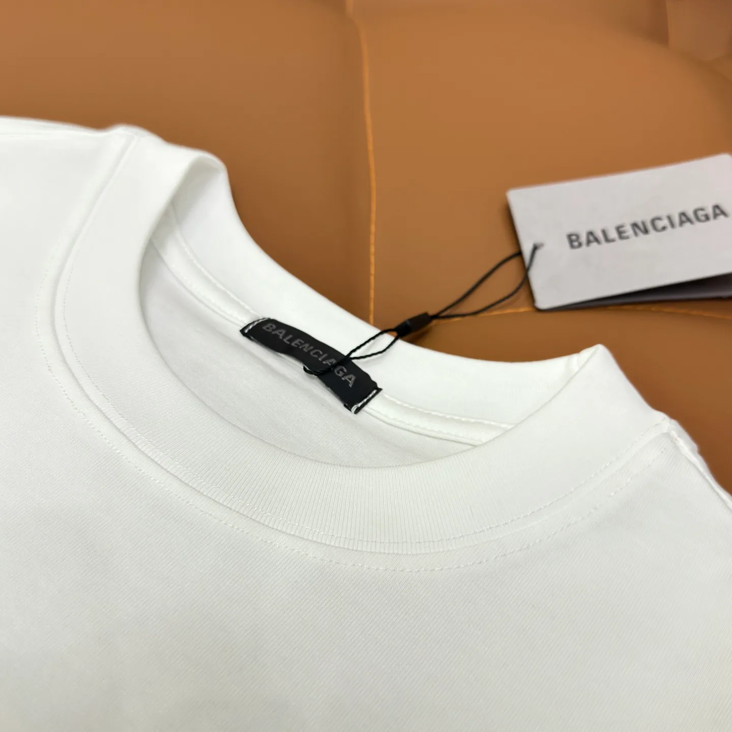 Футболки Женские Balenciaga 10941869