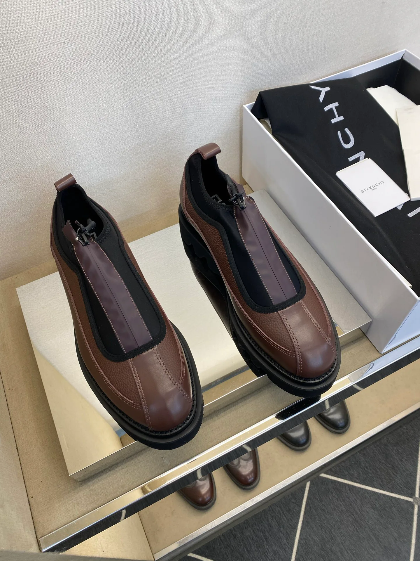 Ботинки Мужские Givenchy 631082