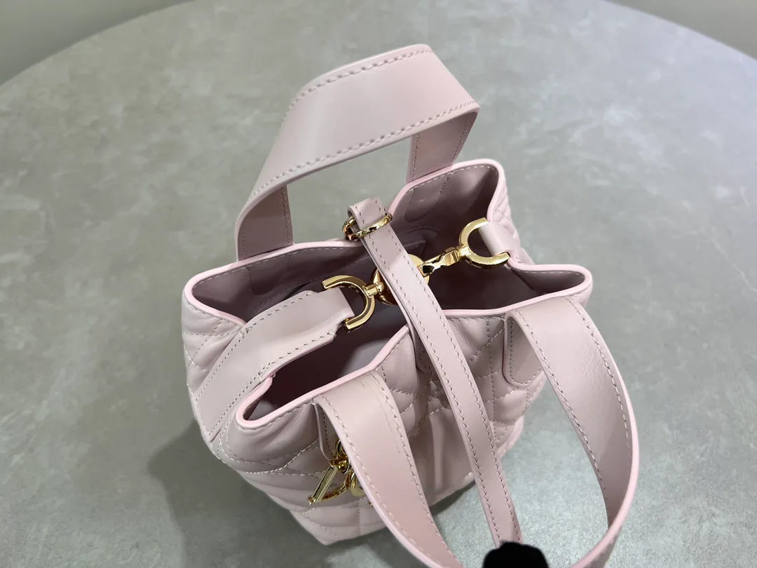 Сумки На Ремне Женские Christian Dior 34659