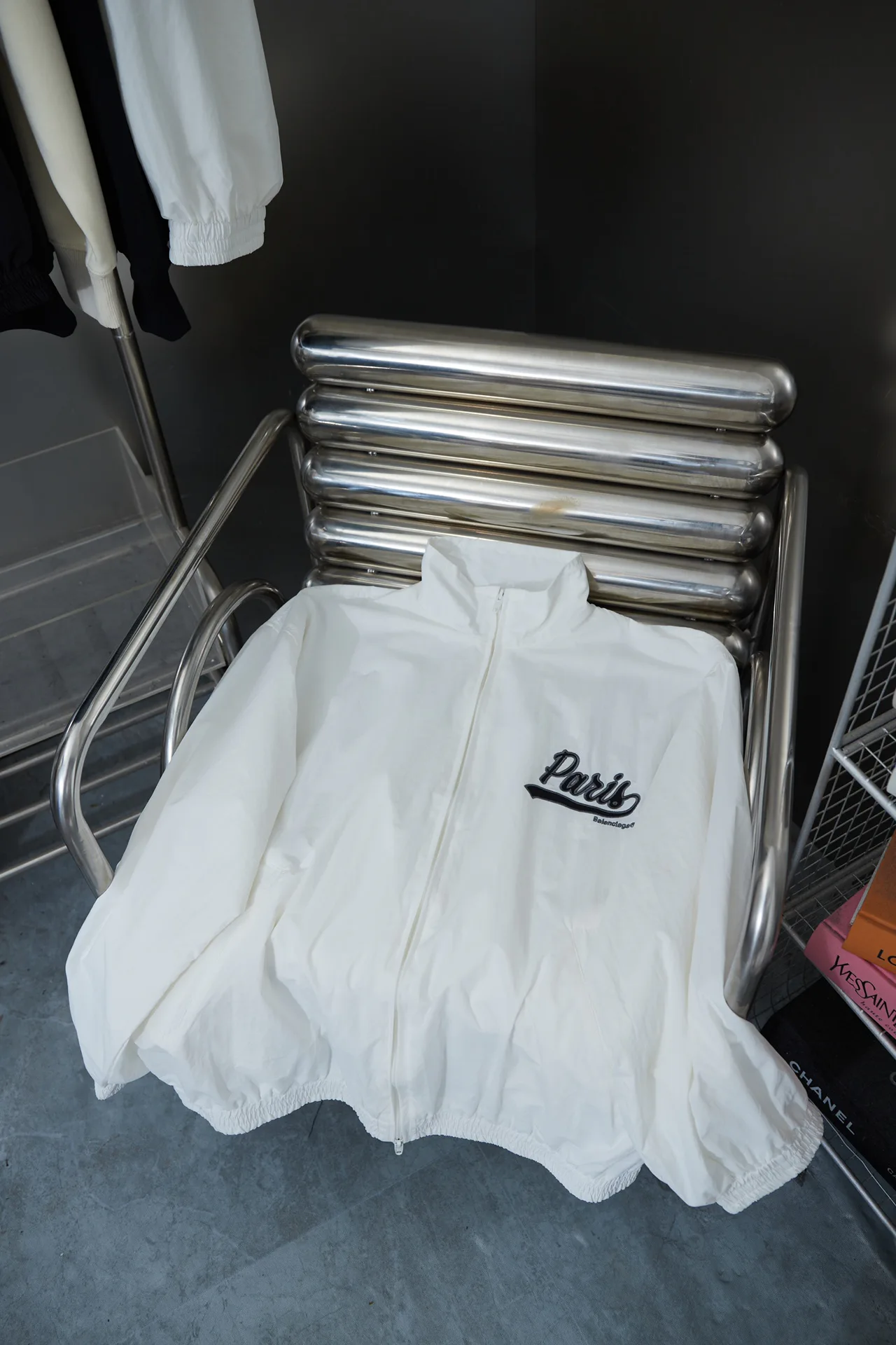 Куртки И Пуховики Мужские Balenciaga 23400