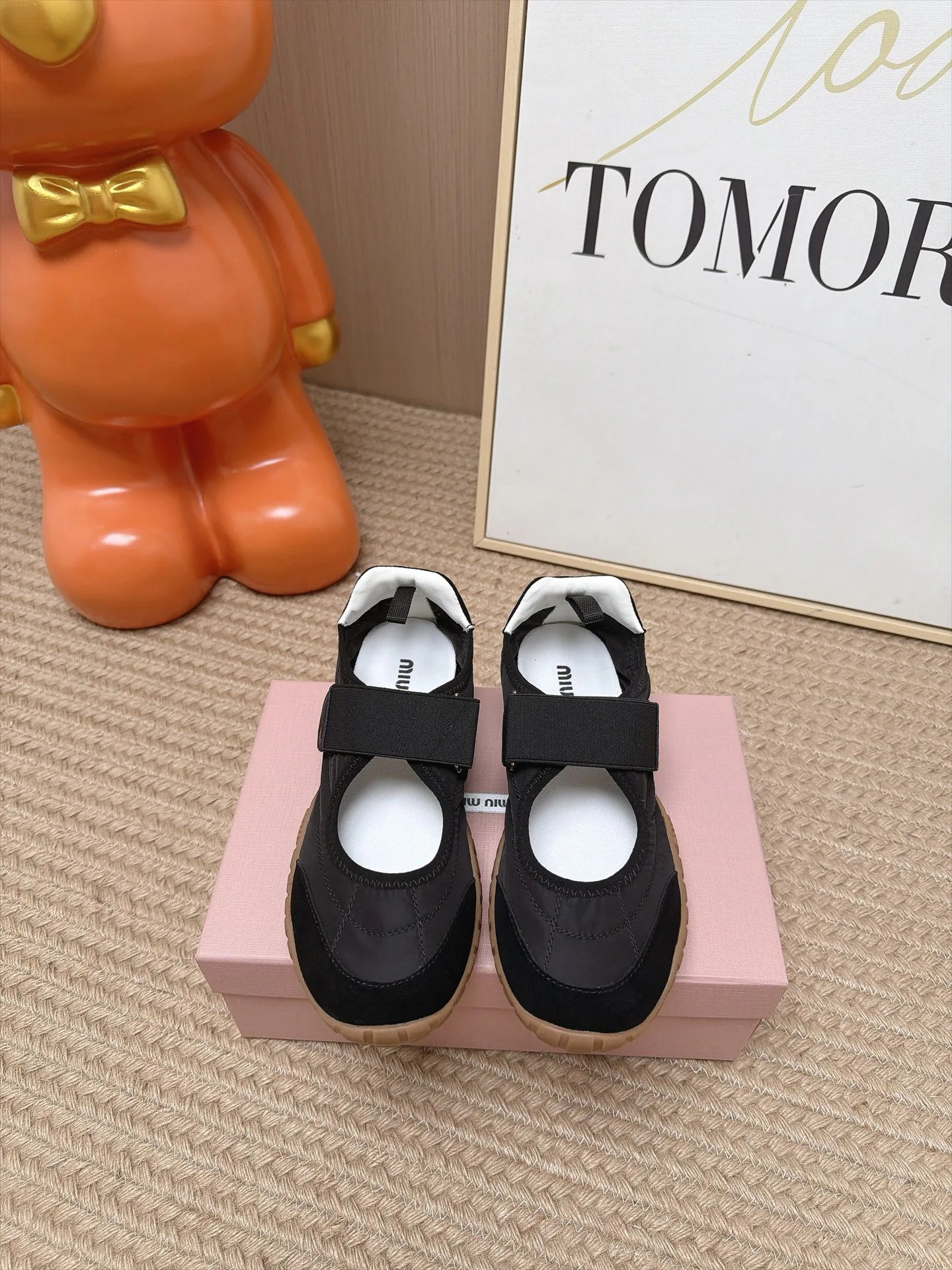 Кроссовки Женские Miu Miu 18063023
